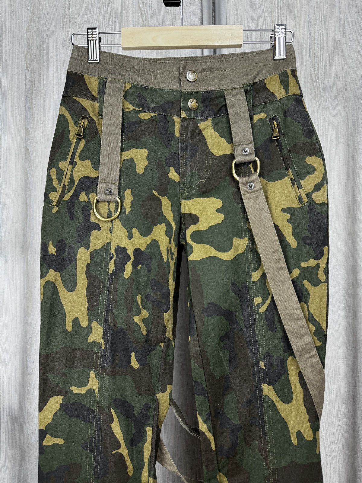 Dolce & Gabbana Dolce & Gabbana Vintage AW03 Strap Camo Pants Rare Size 26" / US 2 / IT 38 - 3 Thumbnail