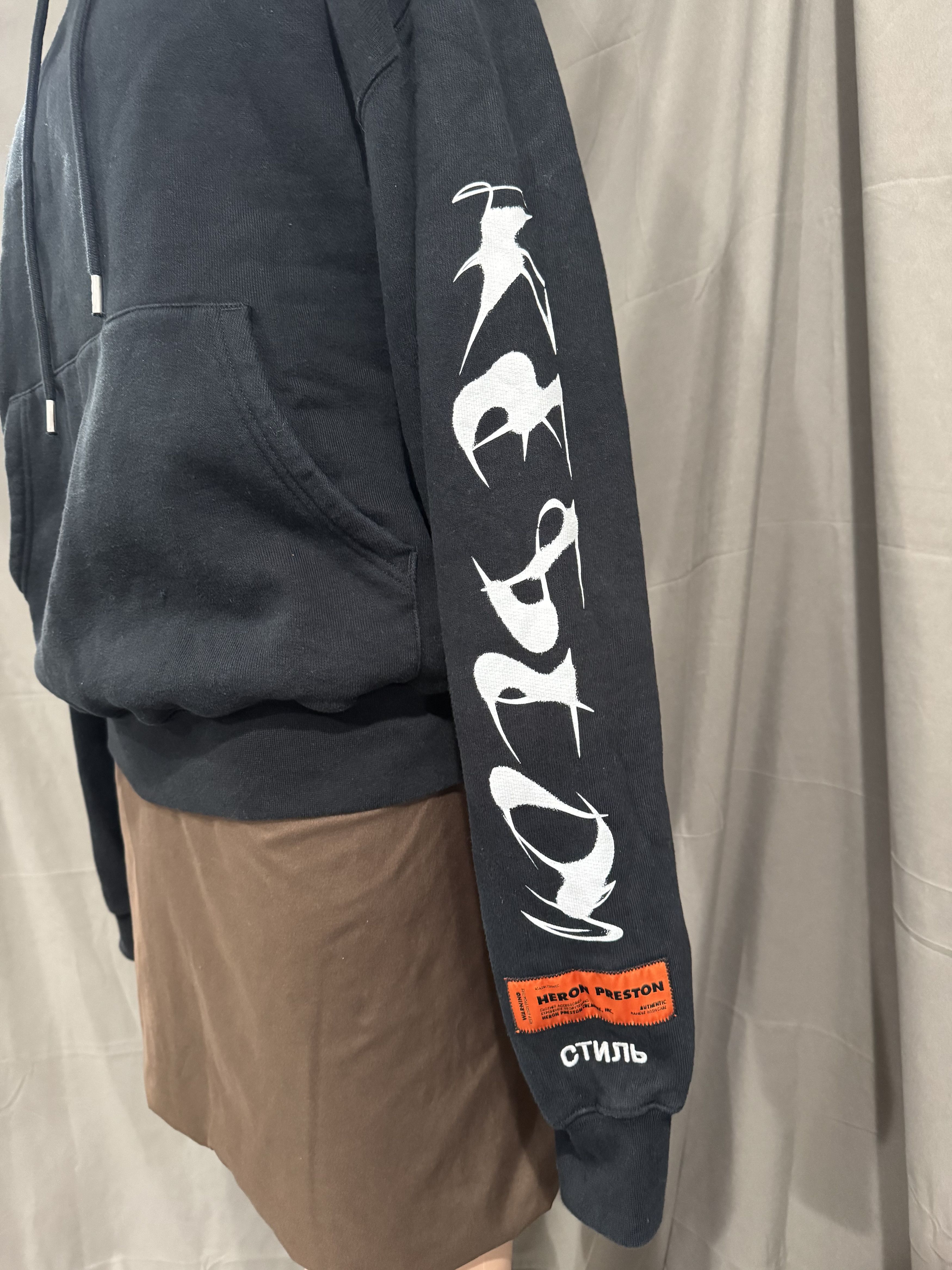 Heron Preston Heron Preston HP Brush Black Hoodie size Small Size US S / EU 44-46 / 1 - 4 Thumbnail