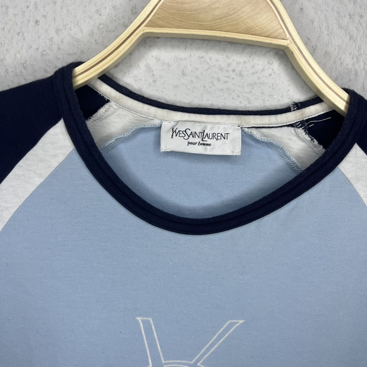 Yves Saint Laurent Yves Saint Lauren YSL Tshirt Tee Big Logo Blue Navy Size US L / EU 52-54 / 3 - 5 Thumbnail