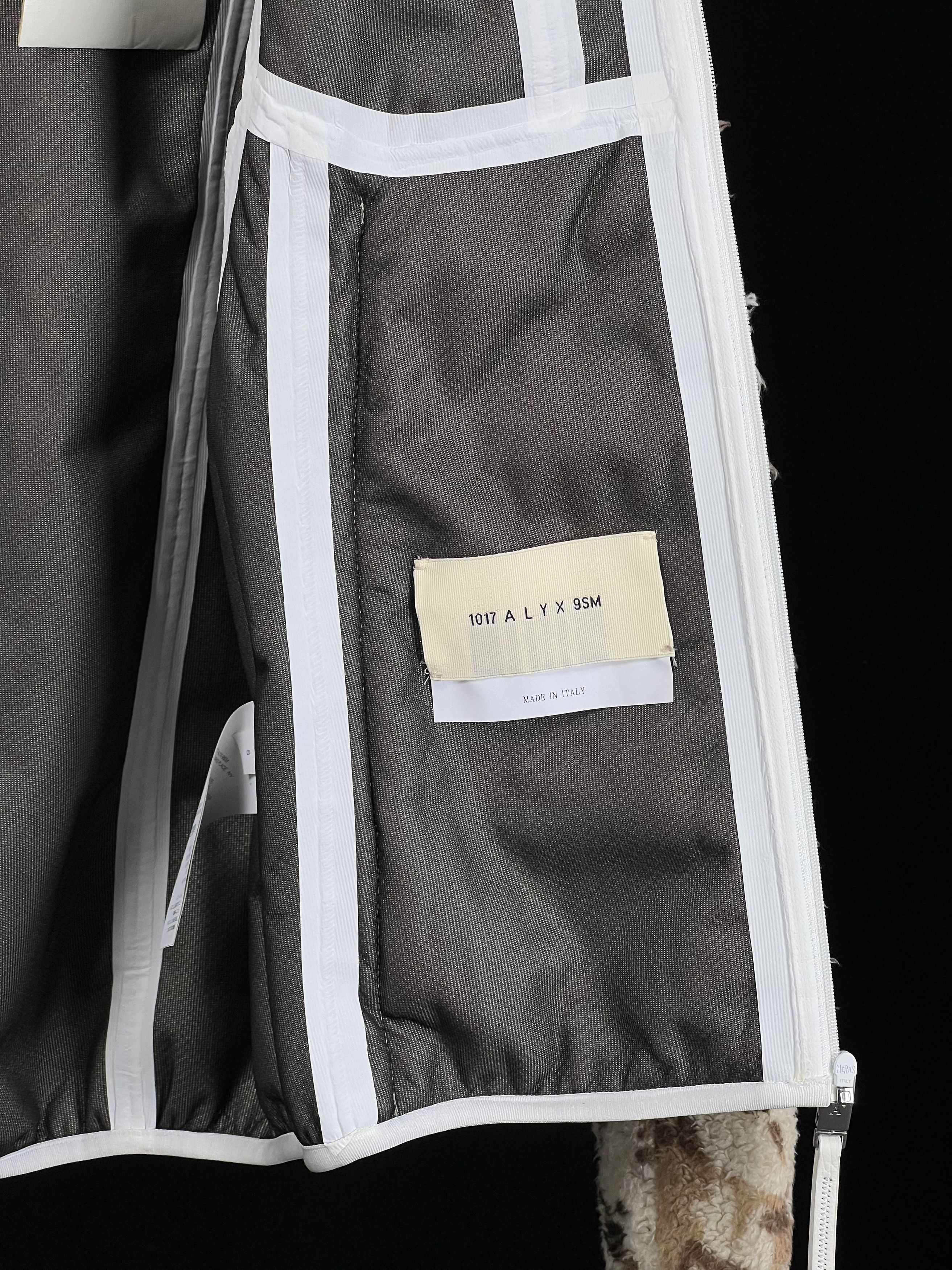 1017 ALYX 9SM Brand New MARCO POLAR FLEECE Desert Camo Size US S / EU 44-46 / 1 - 10 Thumbnail