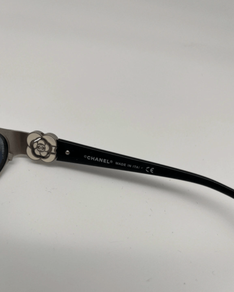 Chanel CHANEL Sunglasses 4166 Rimless Rhinestone 4017 Shields RI832 Size ONE SIZE - 9 Thumbnail