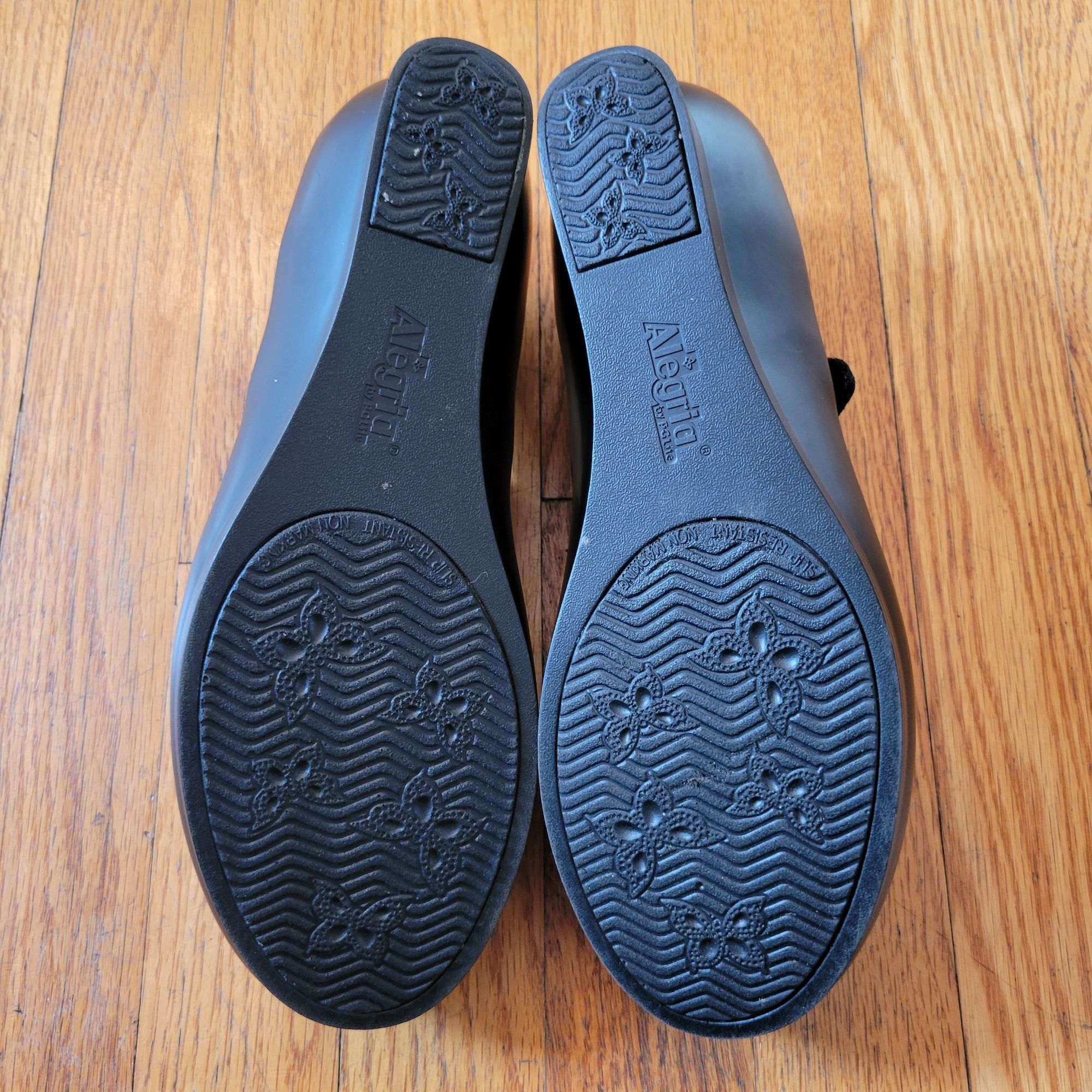 Vintage Alegria Black Metallic Floral Rose Leather Mary Jane Wedge H Size US 8.5 / IT 38.5 - 4 Thumbnail