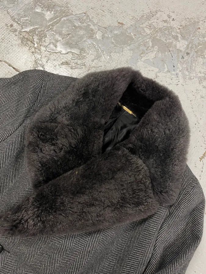Dolce & Gabbana AW2006 Dolce & Gabbana Grey Wool Premium Fur Collar Royal Coat Size US M / EU 48-50 / 2 - 7 Thumbnail