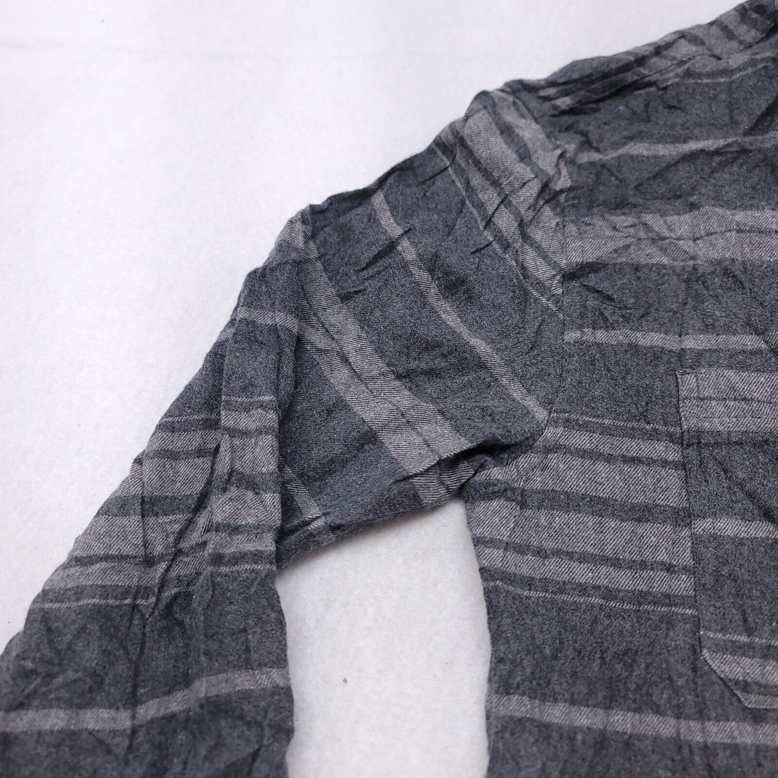 Urban Pipeline Urban Pipeline Flannel Shirt Mens Size Medium M Gray Striped Size US M / EU 48-50 / 2 - 4 Thumbnail
