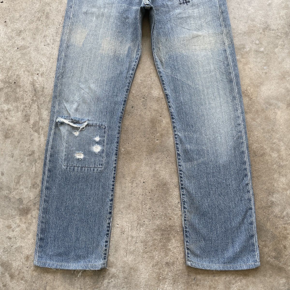 Jean × Levi's × Vintage Vintage Levi’s Fly Button Denim Jeans Pants Faded W32 Size US 32 / EU 48 - 4 Thumbnail