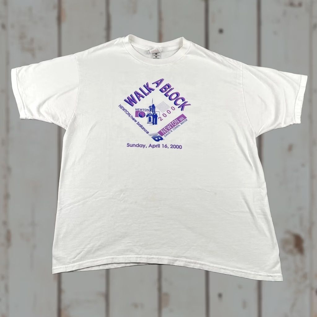 Fruit Of The Loom VINTAGE FOTL Shirt XL White 90s USA Travel Runner Cotton Men New Balance Massachusetts April 16 2000 Size US XL / EU 56 / 4 - 1 Thumbnail
