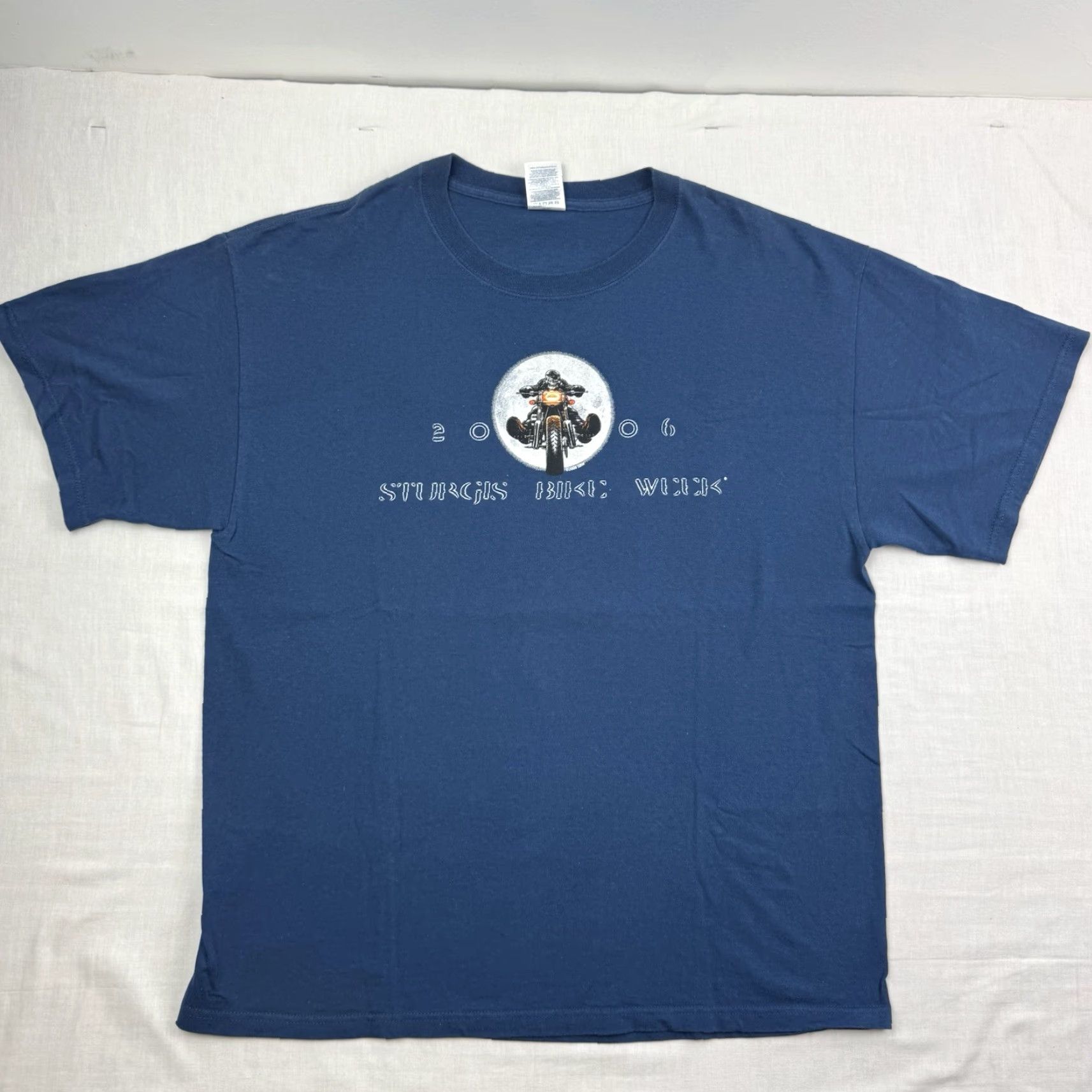 Delta VINTAGE Sturgis Bike Week 2006 T Shirt Adult Large Blue Moon Wolf Biker Rally Size US L / EU 52-54 / 3 - 3 Thumbnail