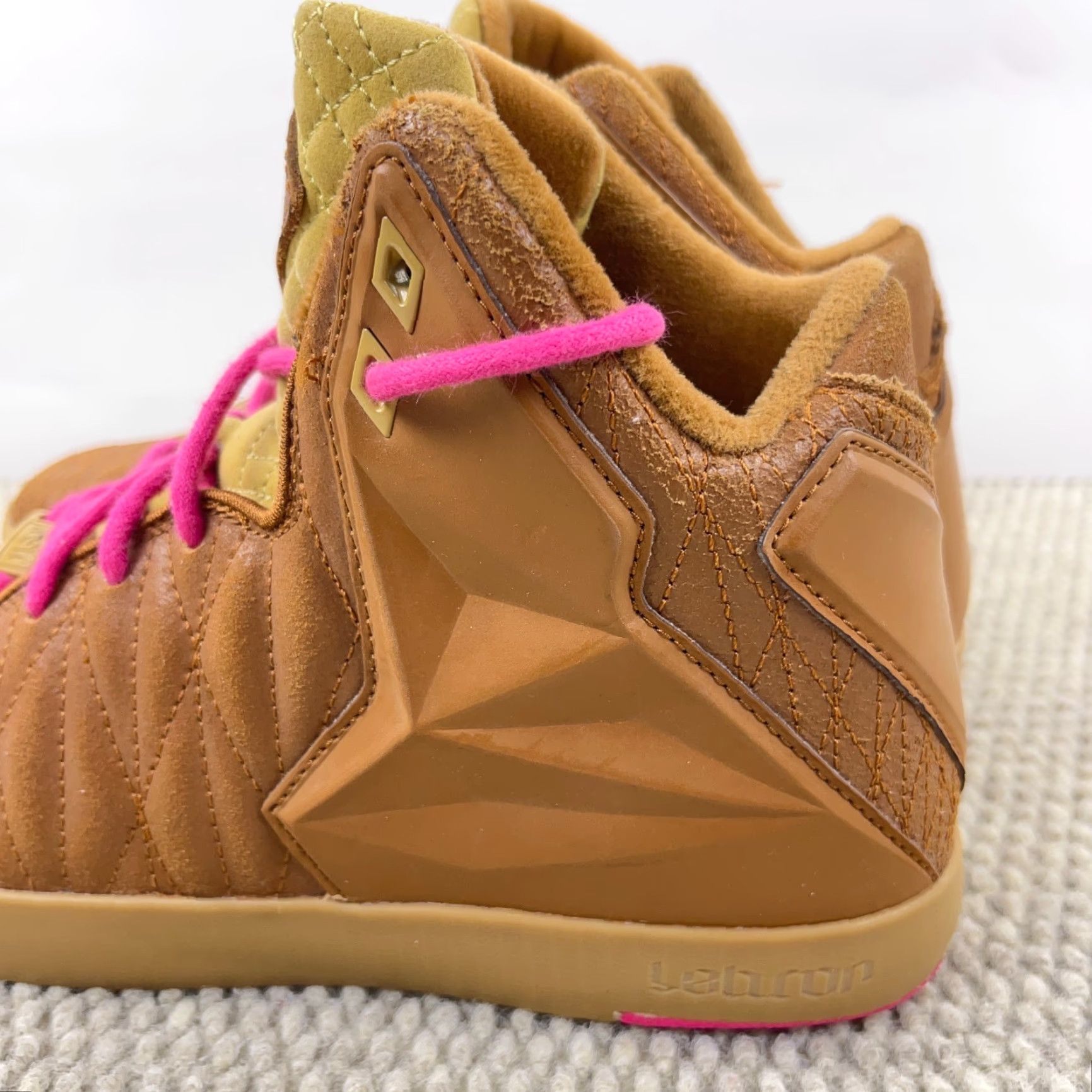 Nike Nike LeBron Xi NSW Lifestyle Hazelnut 616766-200 High Top Sneakers Size 7 Size US L / EU 52-54 / 3 - 5 Thumbnail