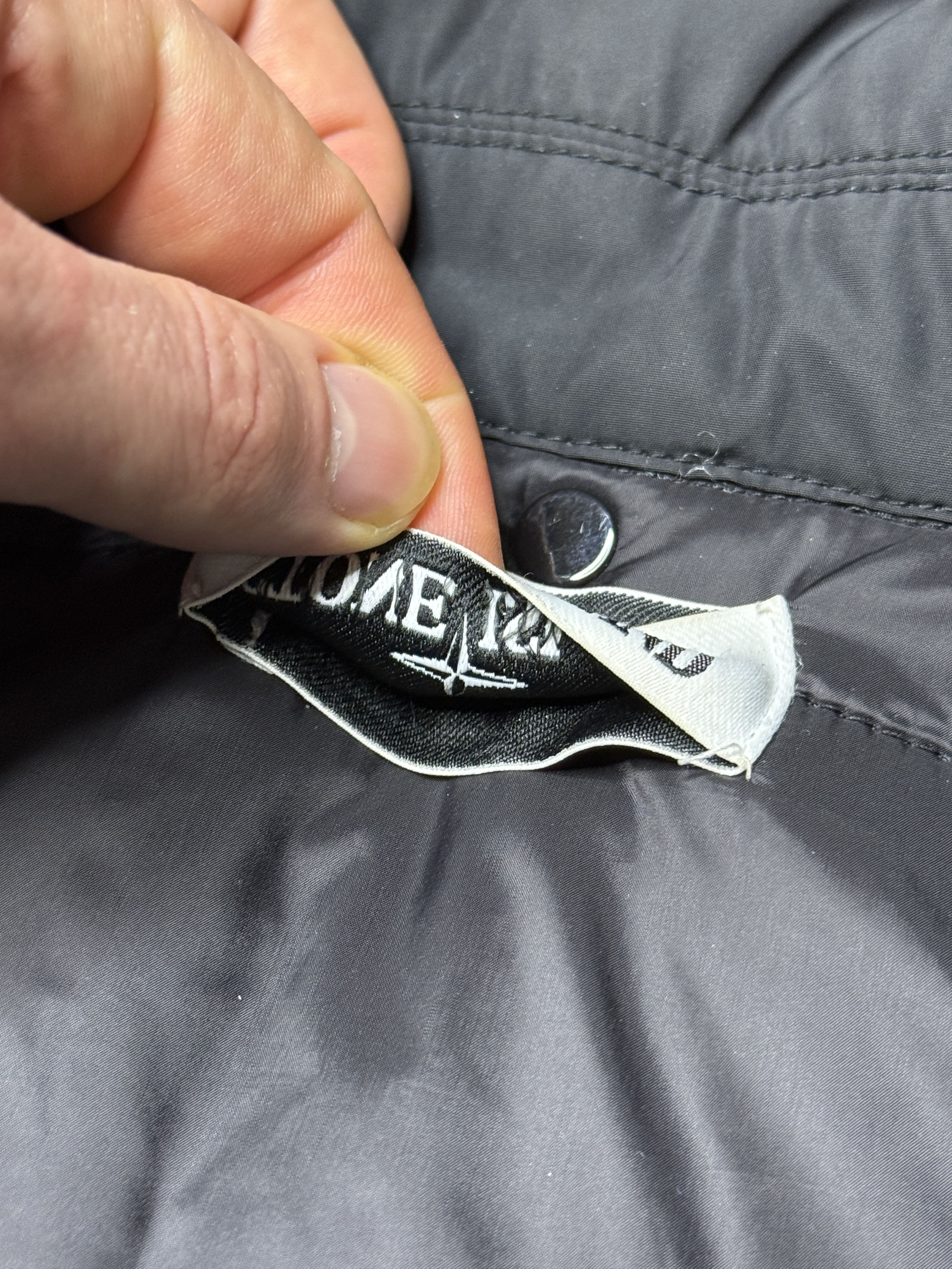 Stone Island Black Micro Reps Jacket with Primaloft Insulation Technology Size US S / EU 44-46 / 1 - 6 Thumbnail