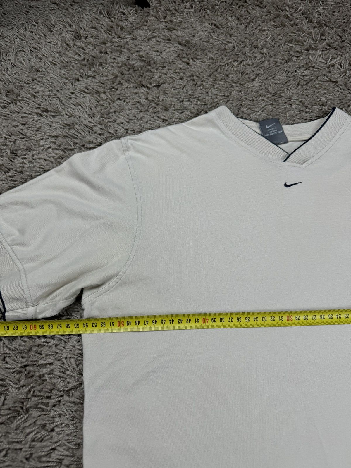 Nike Casual cream t shirt Nike Central Swoosh y2k original item Size US L / EU 52-54 / 3 - 3 Thumbnail