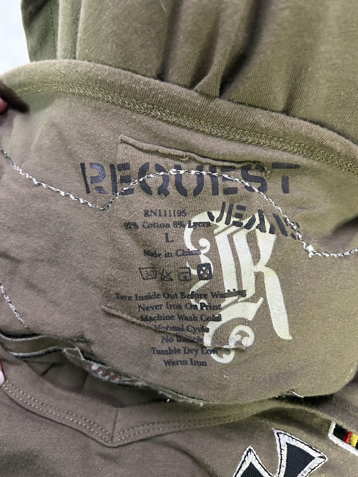 Request Jeans Y2K Request Army Green Studded Patches Shirt Sz Large Size L / US 10 / IT 46 - 10 Thumbnail