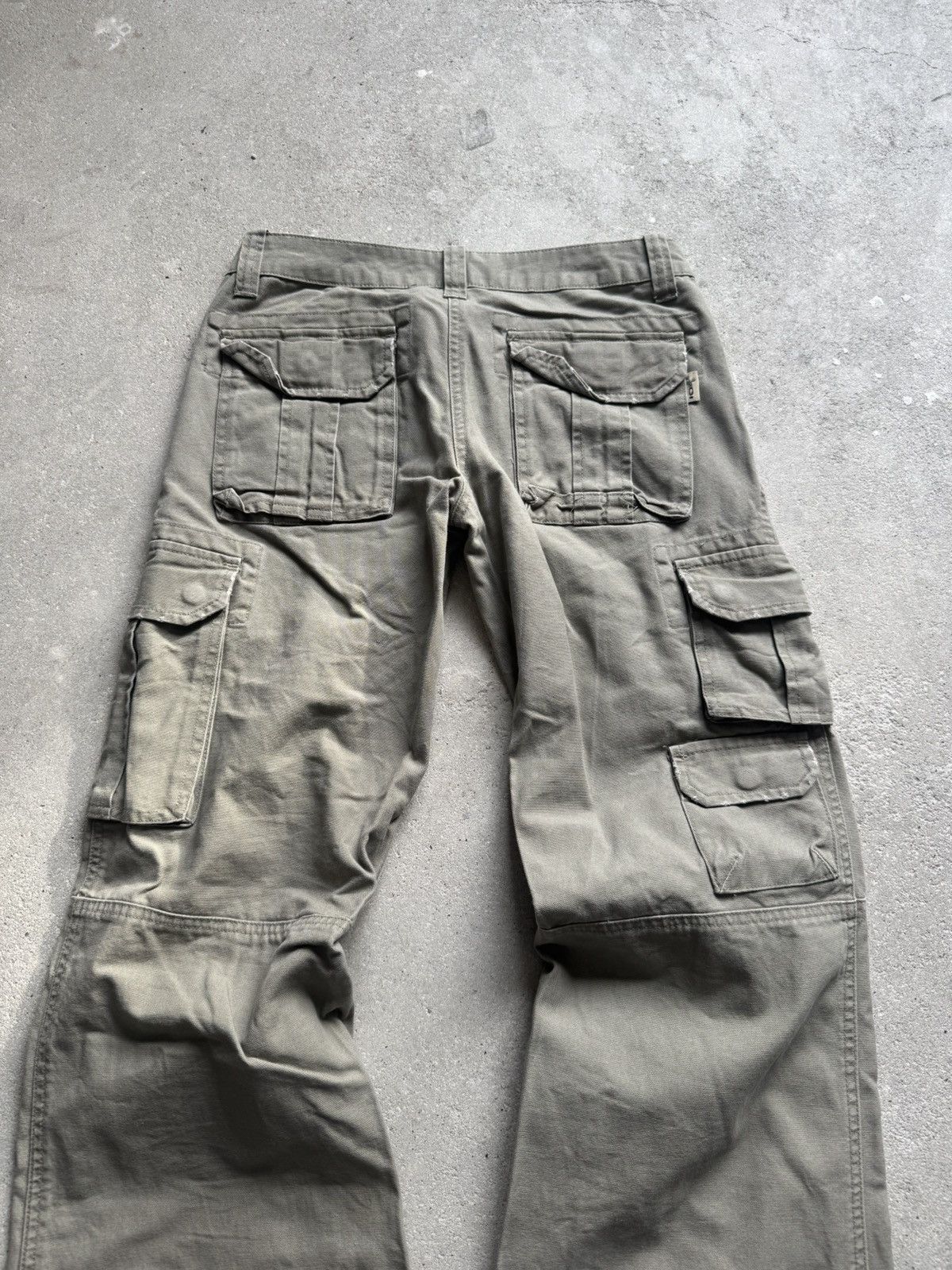 Neighborhood Archival Neighbourhood Cargo Flared Jeans Size US 27 - 12 Thumbnail