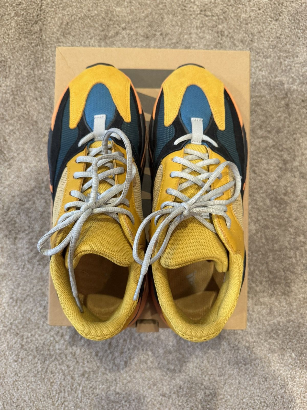 Adidas × Kanye West Yeezy boost 700 Sun Size US 12 / EU 45 - 12 Thumbnail