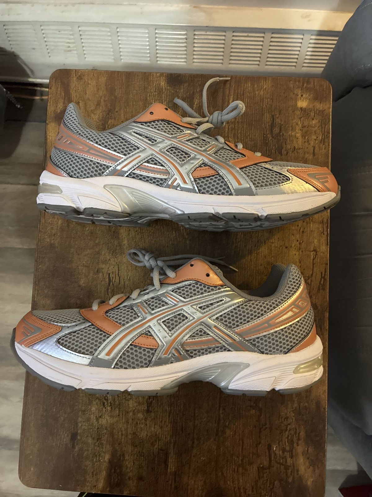 Asics GEL-1130 CEMENT GREY/RUST ORANGE Size US 12 / EU 45 - 1 Thumbnail