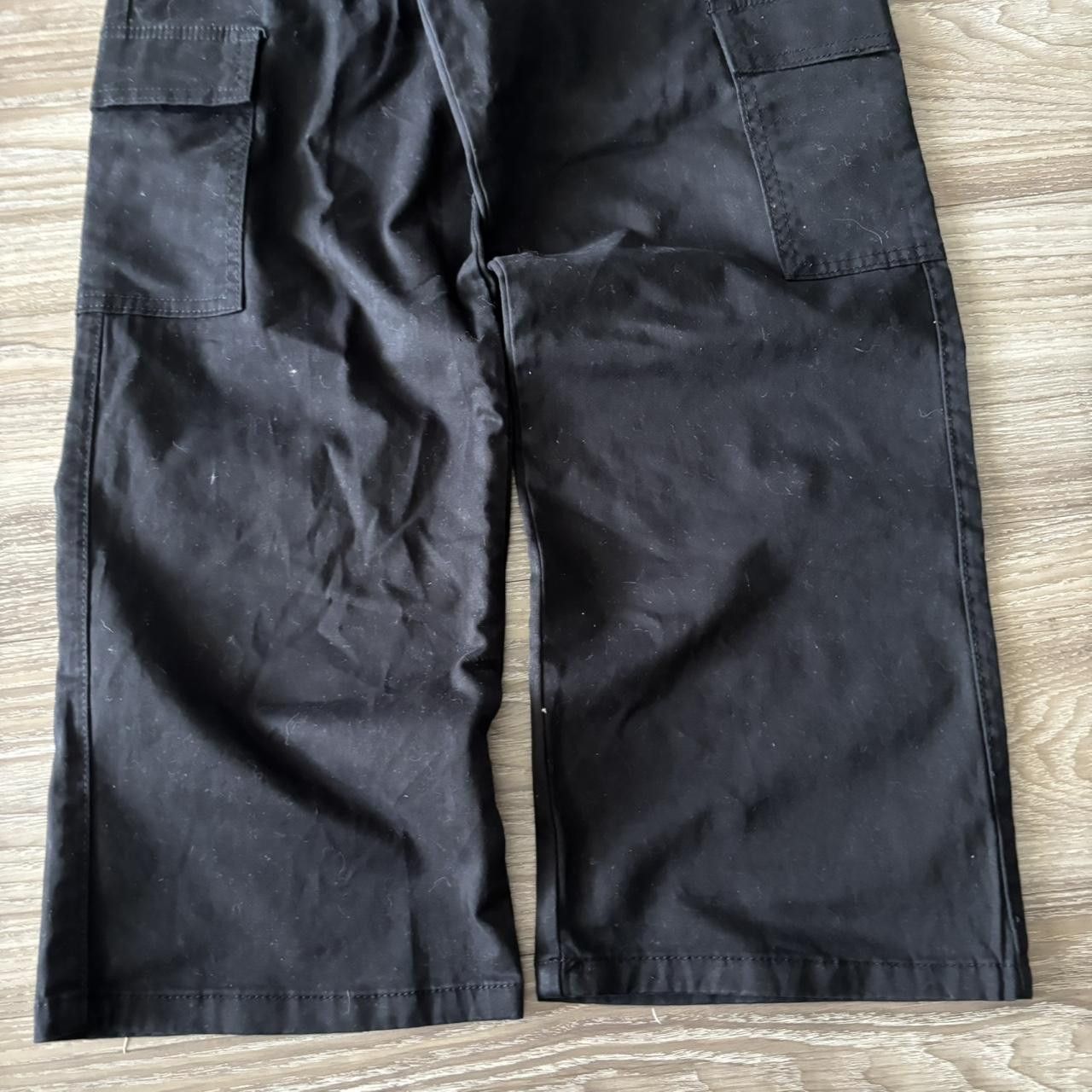 Vintage Crazy Vintage Y2K/2000s Black Streetwear Essential Cargo Pants! 30x30 Size US 30 / EU 46 - 6 Thumbnail