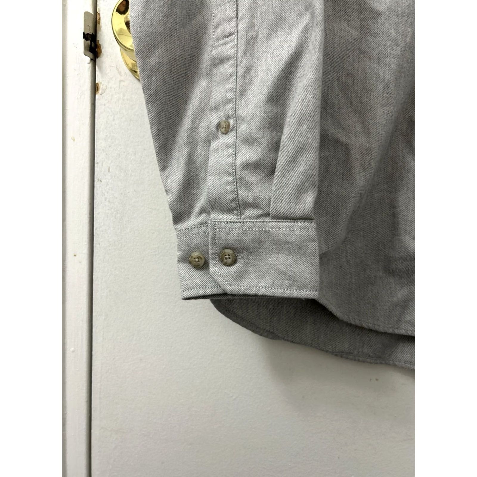 Eddie Bauer VINTAGE Eddie Bauer Work Shirt Mens S Gray Cotton Twill Button-Down Rugged L/S Size US S / EU 44-46 / 1 - 7 Thumbnail
