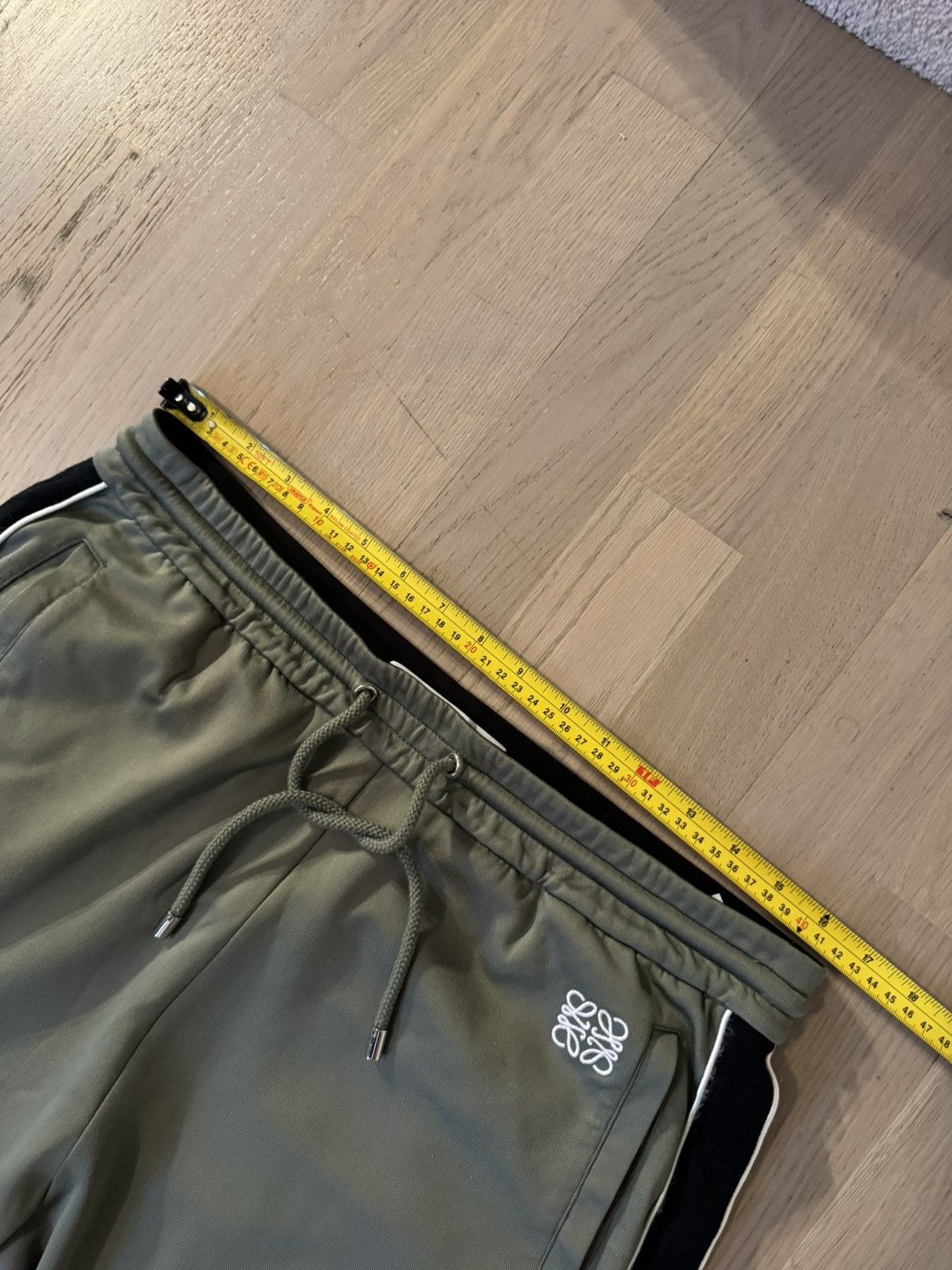 Loewe LOEWE joggers pants SEE REAL TAPE MEASUREMENTS IN PHOTOS Size US 31 - 7 Thumbnail
