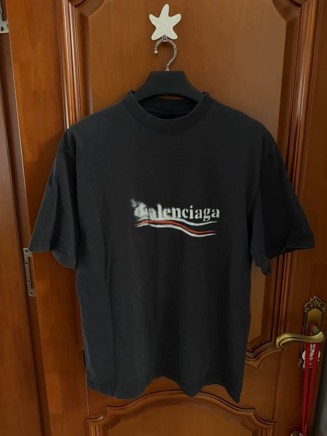 Balenciaga Balenciaga Black Wave Print Short Sleeve - dmc Size US S / EU 44-46 / 1 - 1 Thumbnail