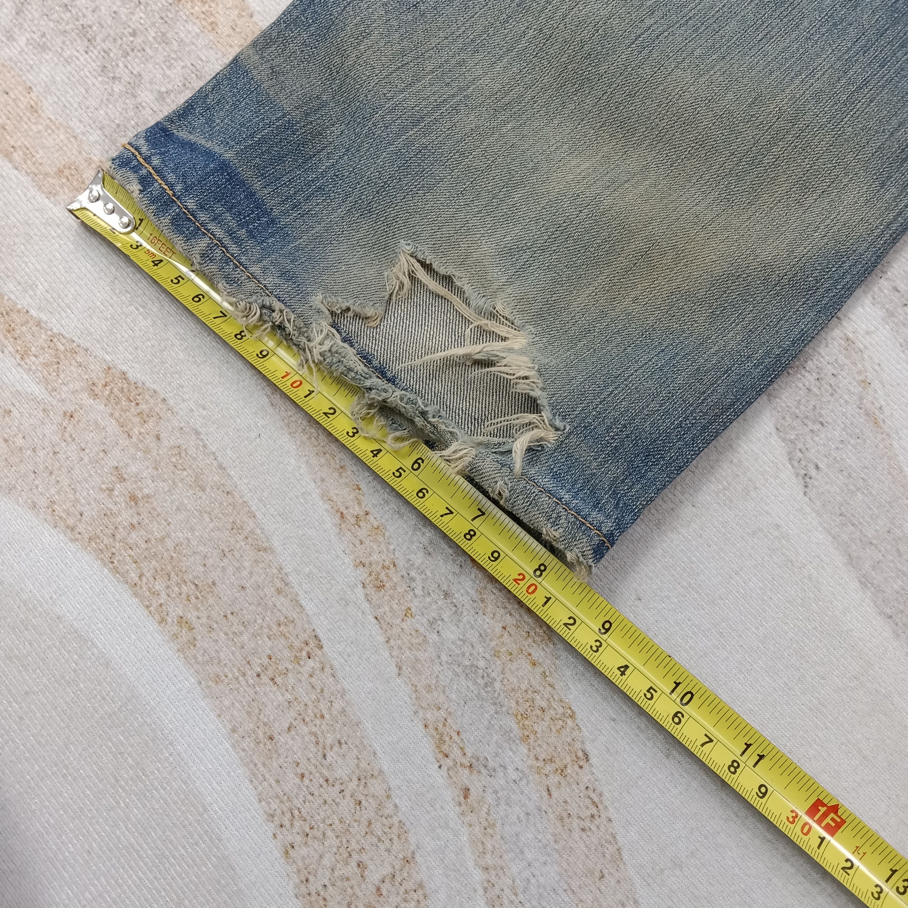 Levi's Levi's 501 Distressed Grunge Denim Jeans C258N22 Size US 31 - 13 Thumbnail