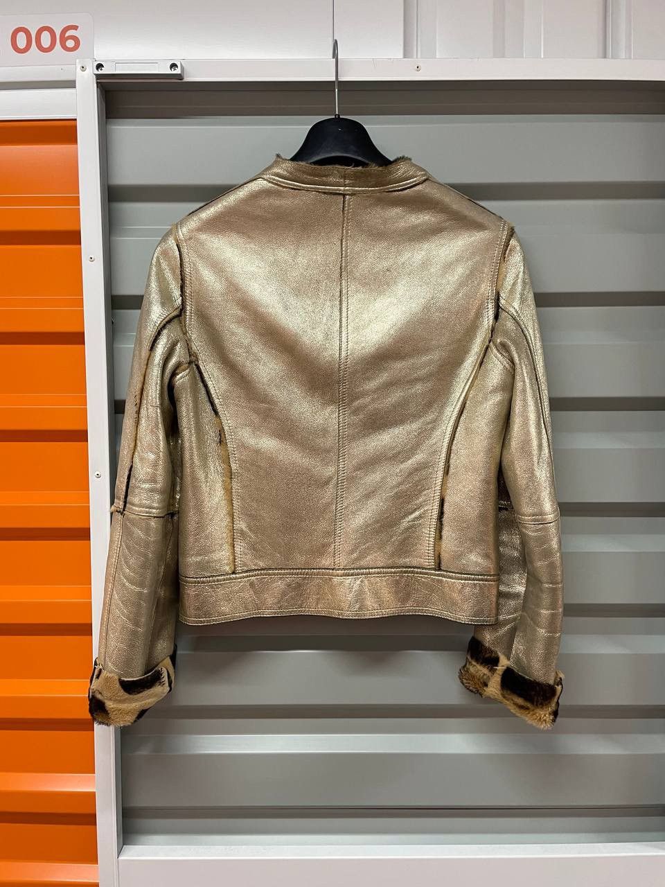 Versace 🔥Rare Vintage Versus Versace Gold Leopard Leather Jacket Size M / US 6-8 / IT 42-44 - 8 Thumbnail