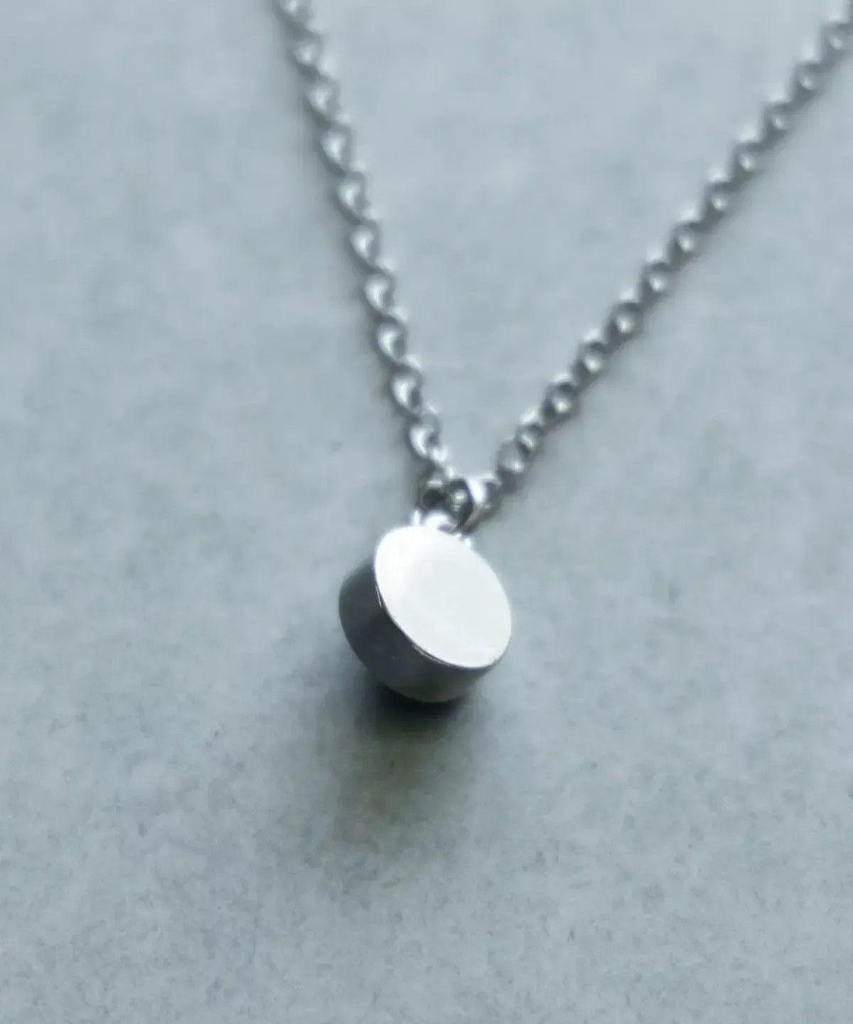 Number (N)ine LAST ONE! Number nine round logo stone charm necklace Size ONE SIZE - 6 Thumbnail