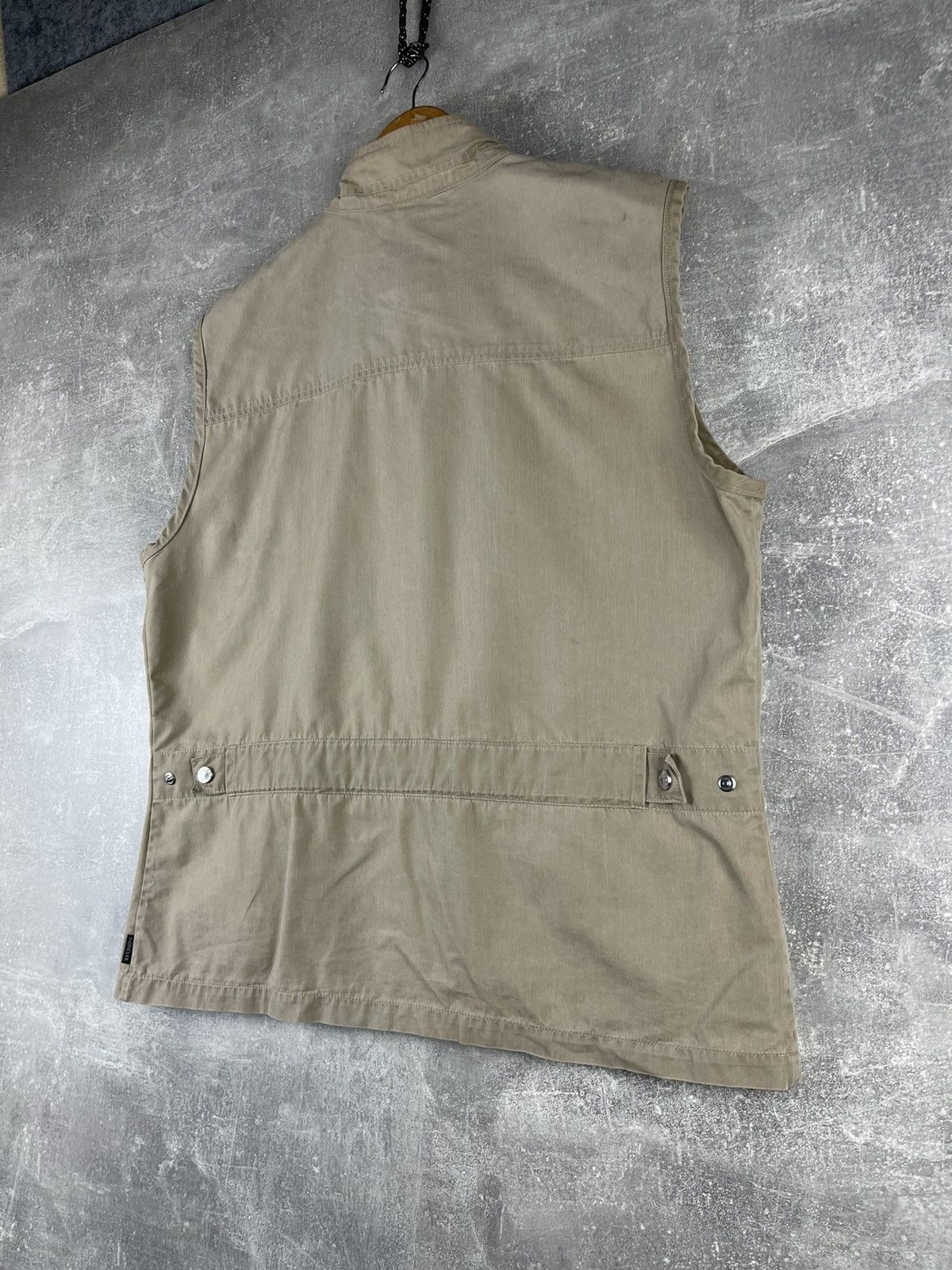 Moncler Moncler Vintage 00s Utility Field Vest Beige Size 4 Size US L / EU 52-54 / 3 - 8 Thumbnail