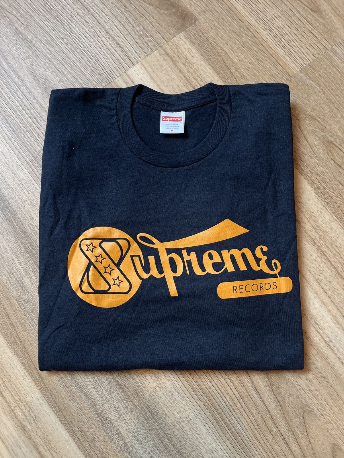Supreme Supreme records tee navy M ss24 Size US M / EU 48-50 / 2 - 1 Thumbnail