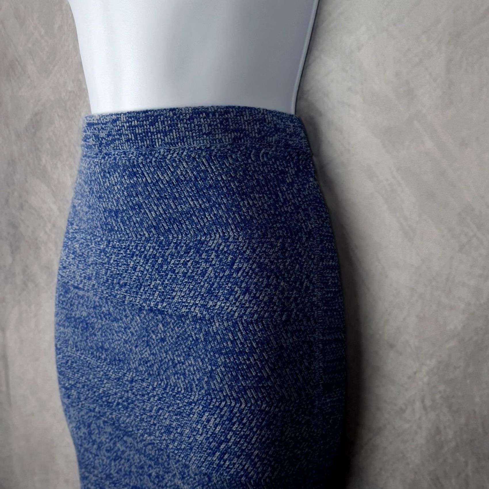 Alice + Olivia VINTAGE? No -> Alice + Olivia Skirt Womens Medium Blue Pencil Midi High Waist Wool Knit Bodycon Size 32" / US 10 / IT 46 - 3 Thumbnail