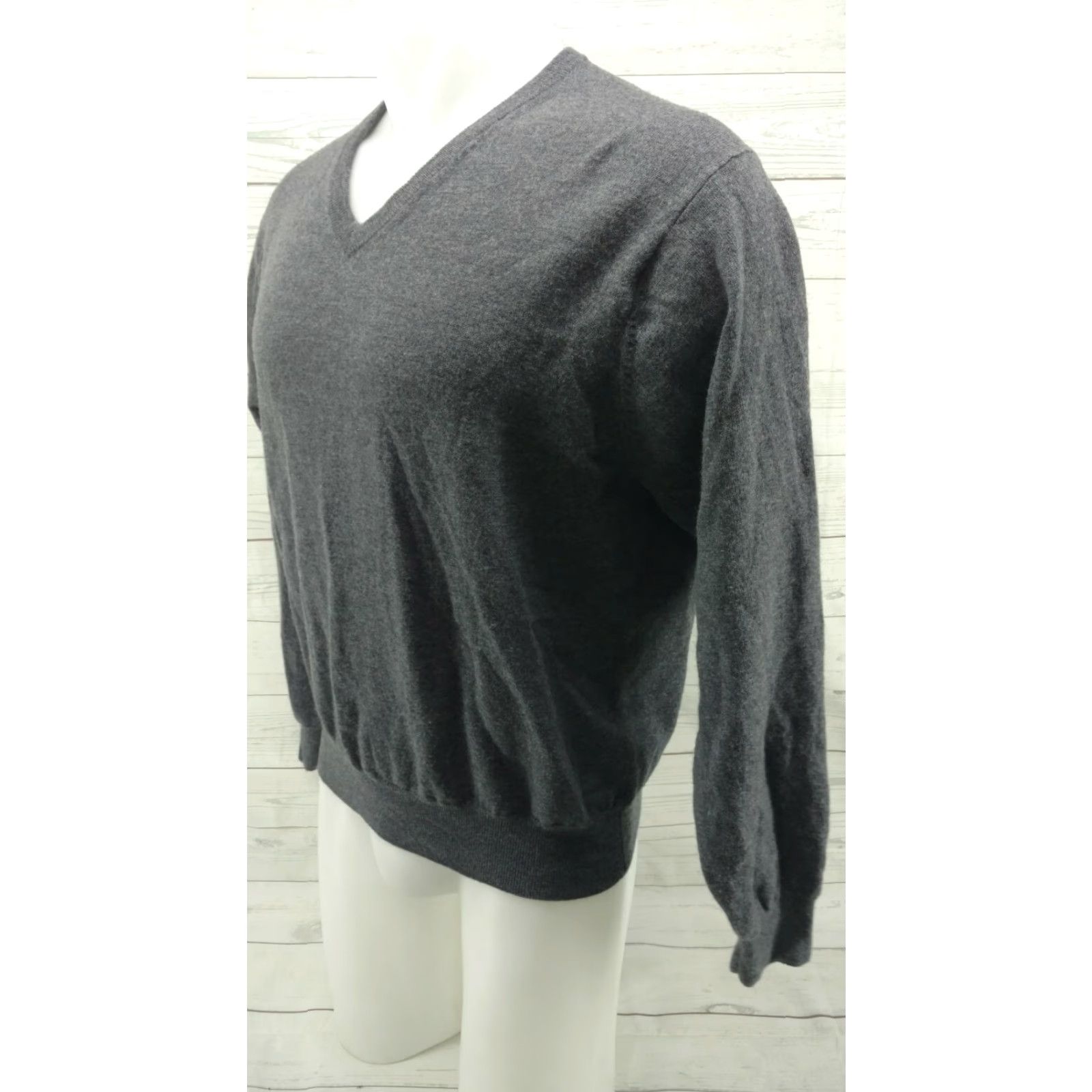 Peter Millar Peter Millar Sweater Men's XL Merino Wool Gray V-Neck Casual Shirt Size US XL / EU 56 / 4 - 2 Thumbnail