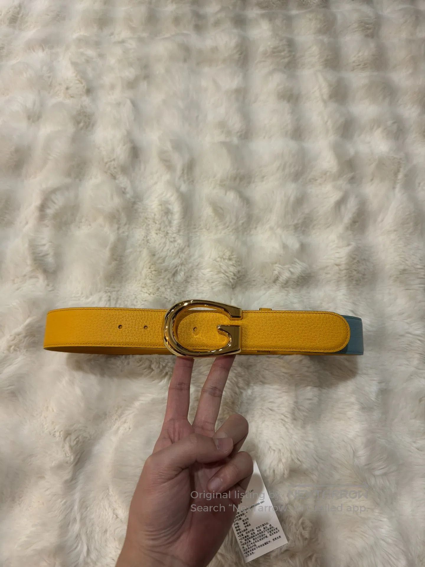 Gucci Guicci size 85 Contrasting Gold Buckle Belt| Size ONE SIZE - 3 Thumbnail