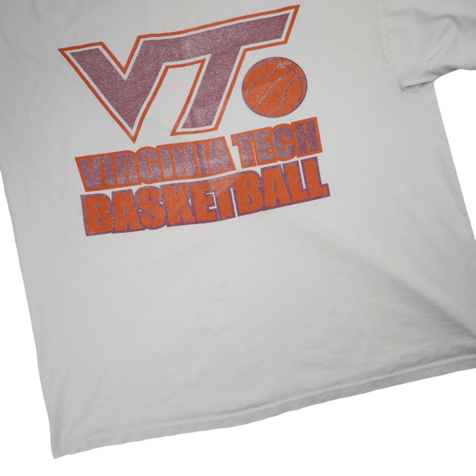 NCAA × Vintage Vintage Virginia Tech Basketball Graphic T Shirt Size US XL / EU 56 / 4 - 3 Thumbnail