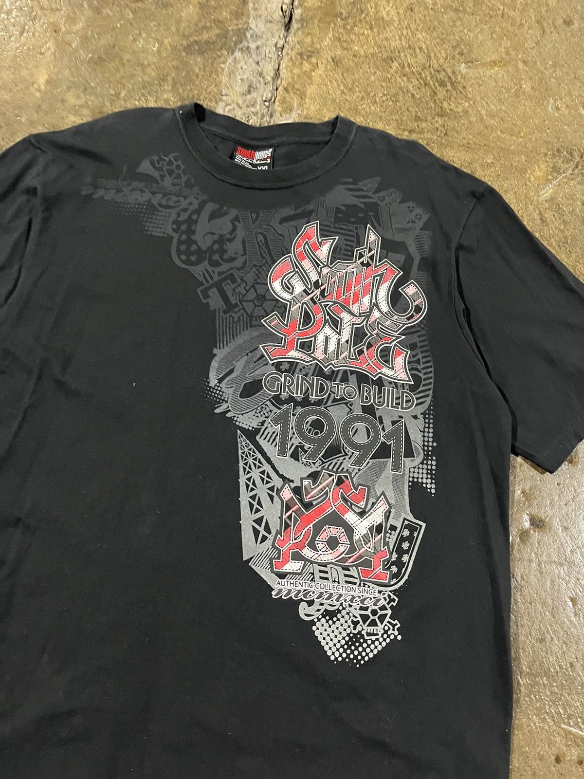Affliction × Southpole × Vintage Crazy Y2K Southpole Skater Grunge Opium Punk Tee Shirt Size US XXL / EU 58 / 5 - 4 Thumbnail