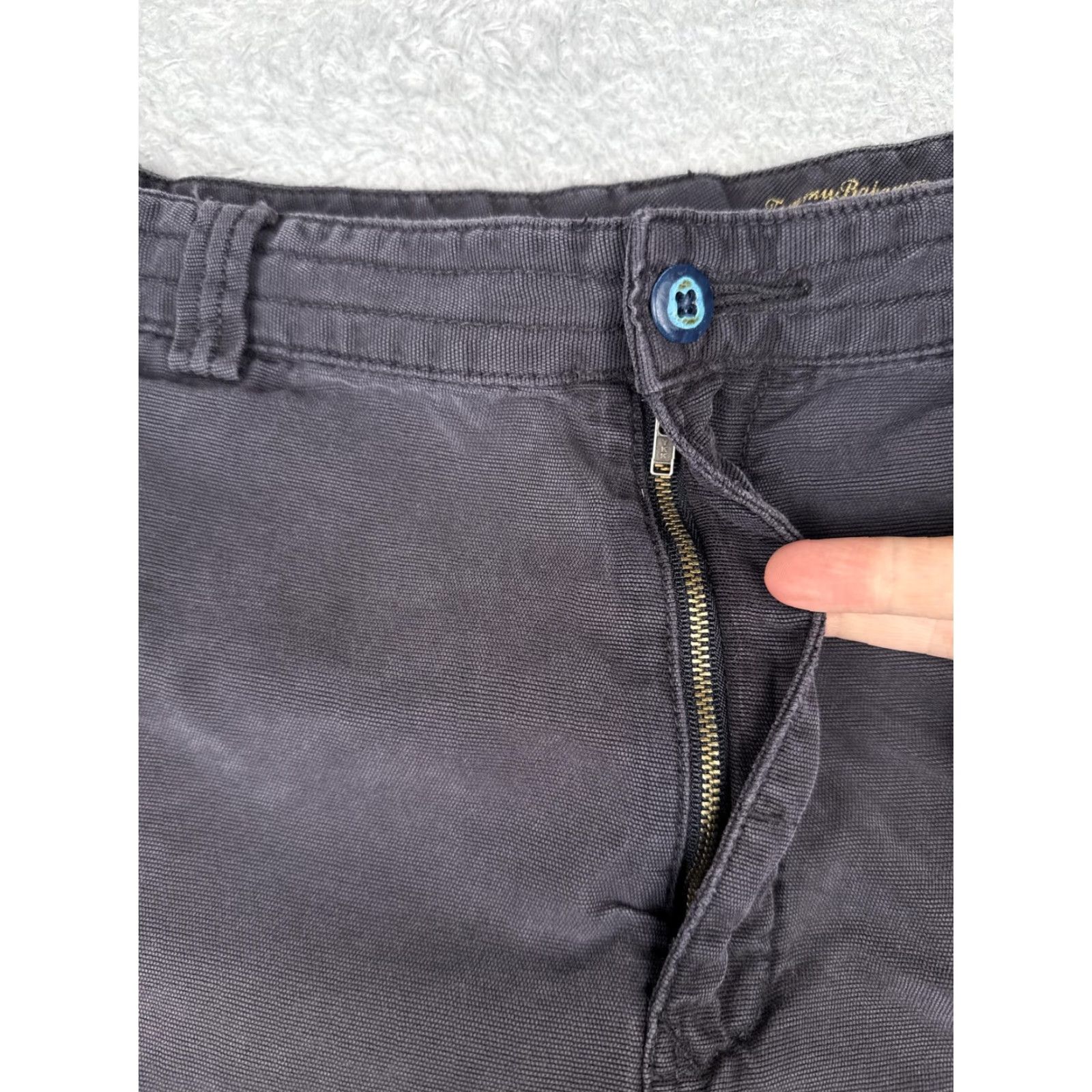 Tommy Bahama Tommy Bahama RELAX Cargo Shorts Mens 36 Gray Lyocell Cotton Flat Front Zip Fly Pockets Cargo Utility Summer Size US 36 / EU 52 - 6 Thumbnail