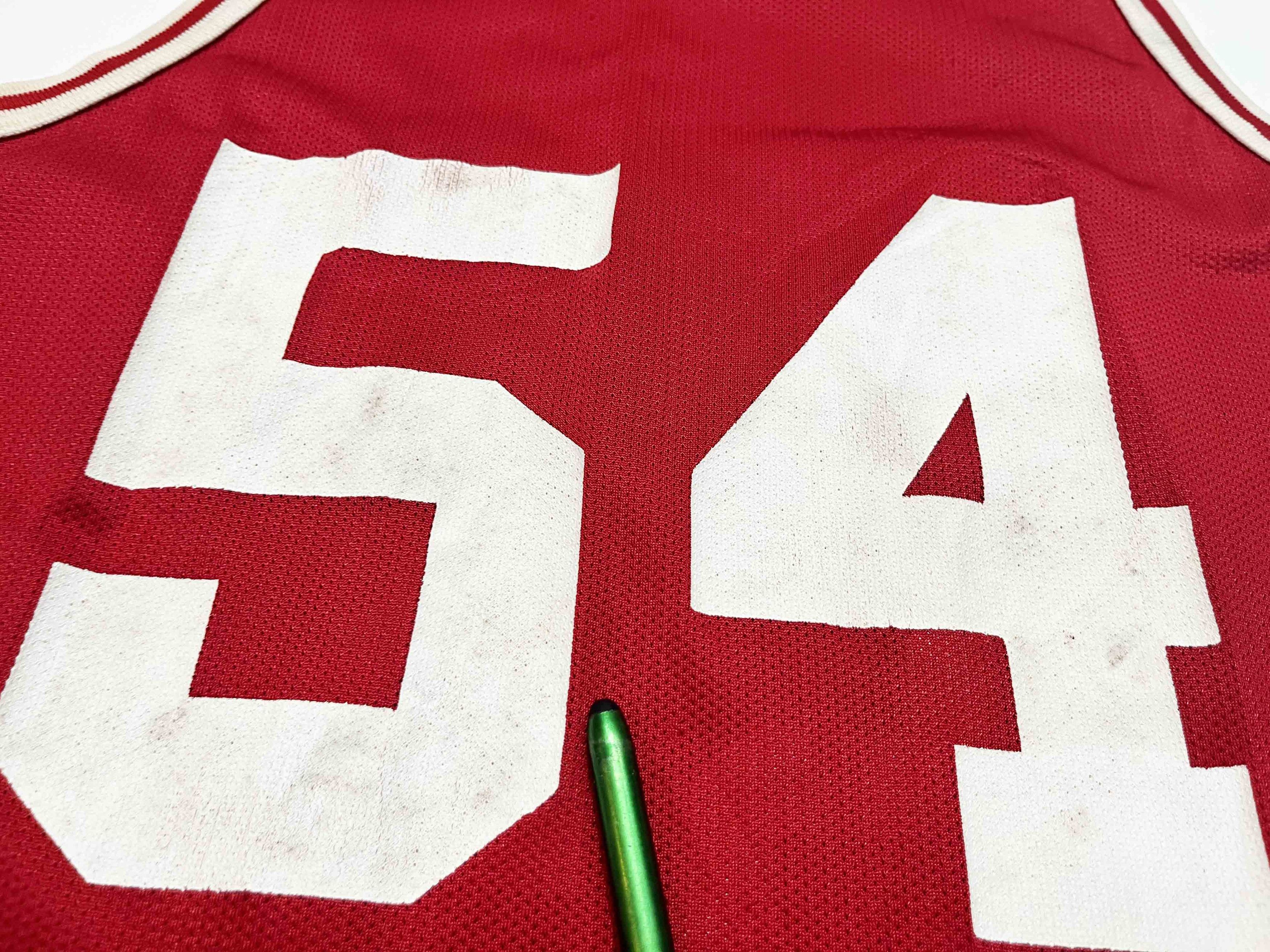 Champion Vintage Champion Wisconsin Badgers #54 Basketball Jersey Size US M / EU 48-50 / 2 - 13 Thumbnail