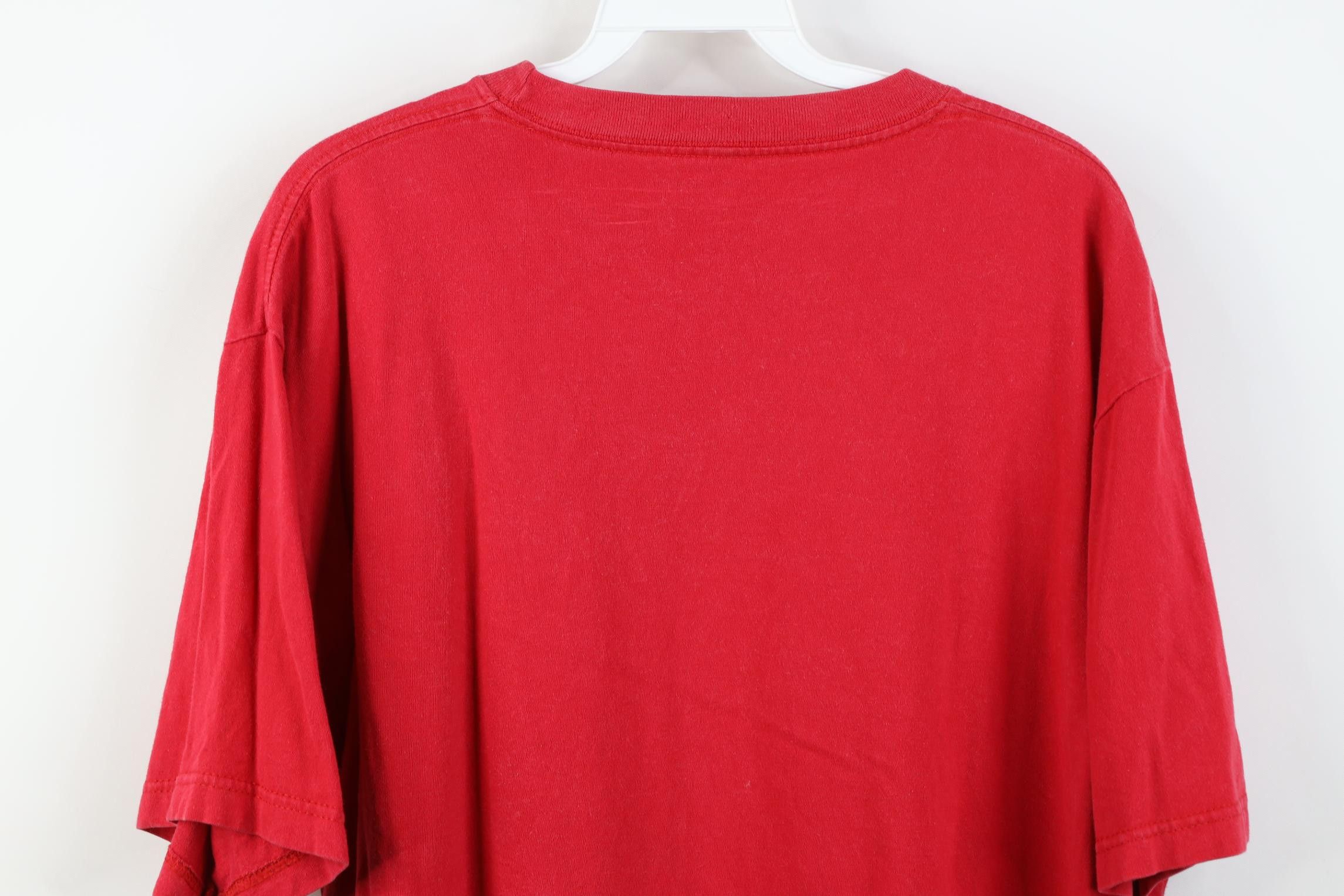 Vintage Vintage 90s Streetwear Paradise Island Wave Tubing T-Shirt Size US L / EU 52-54 / 3 - 12 Thumbnail