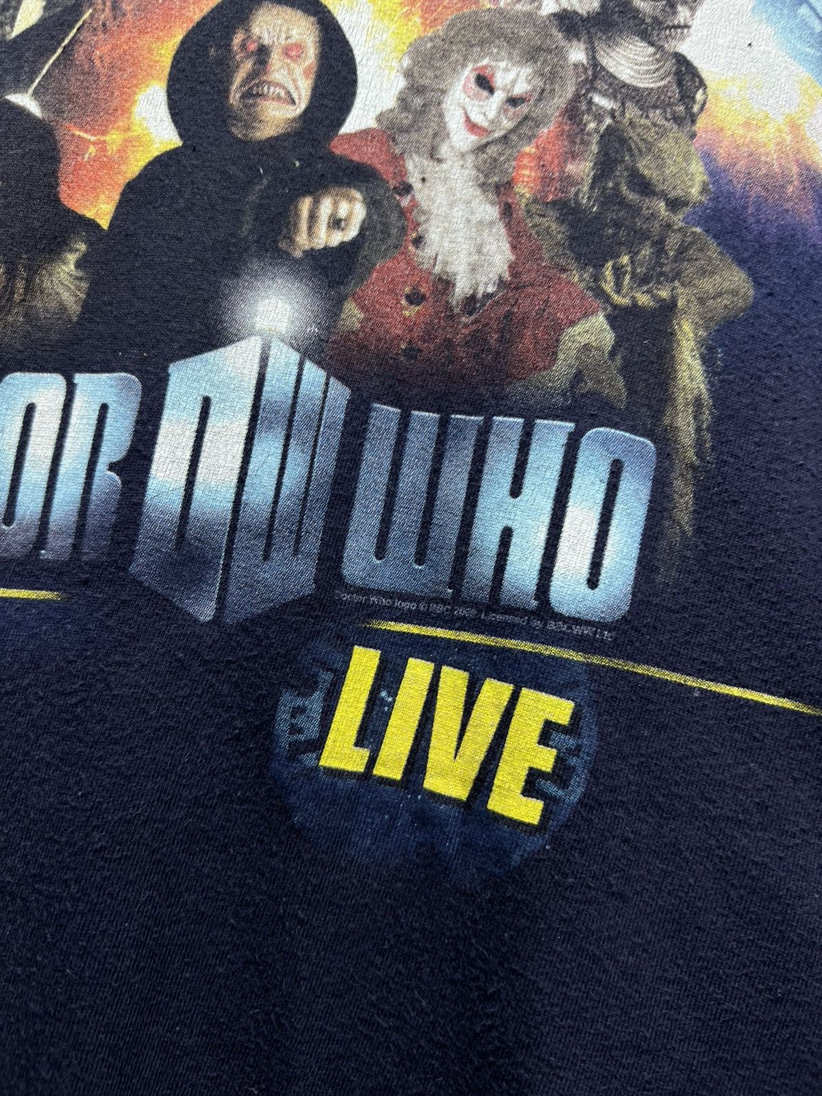 Vintage Vintage Y2k Doctor Who Live 2009 Tour Promo Graphic T-Shirt Size US M / EU 48-50 / 2 - 7 Thumbnail