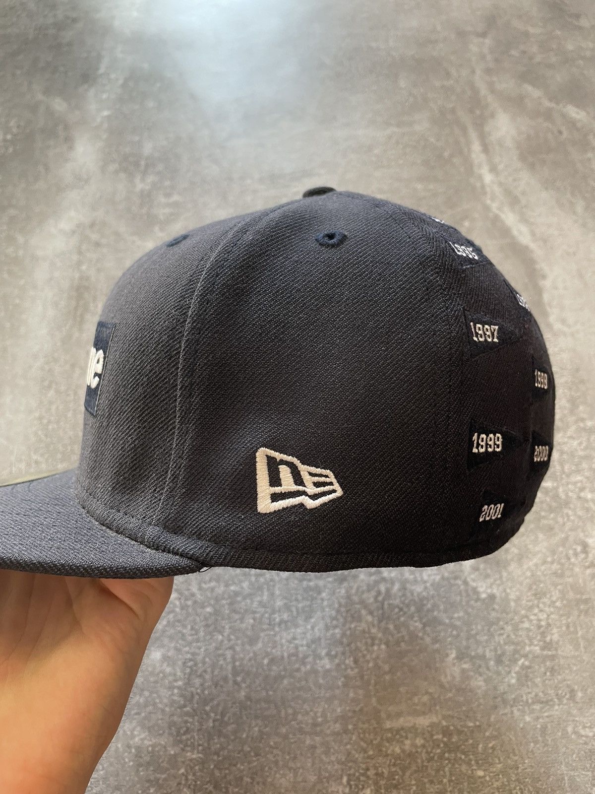 New Era × Supreme Supreme Box Logo New Era "Flags" Snap Back Cap Size ONE SIZE - 6 Thumbnail