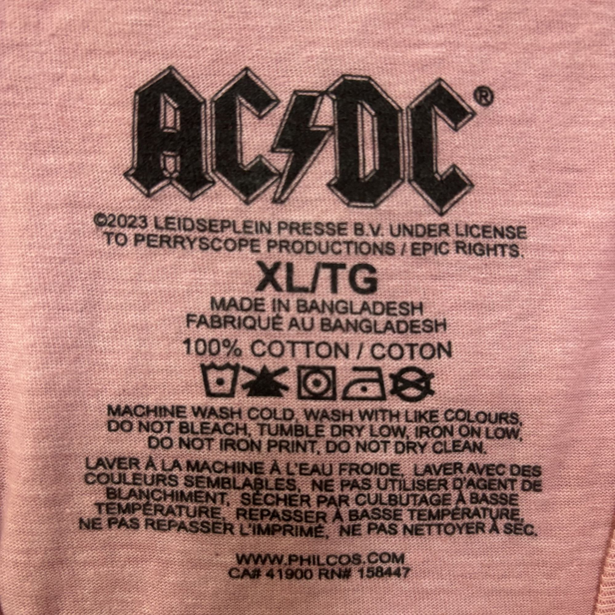 AC/DC AC/DC Who Made Who Rock Pink Rhinestone T-Shirt XL Size US XL / EU 56 / 4 - 4 Thumbnail