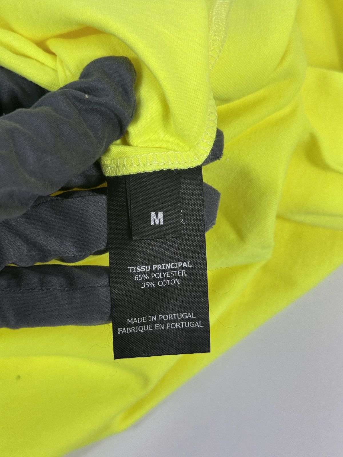 Vetements VOLT LOGO PRINT OVERSIZED T-SHIRT Size US XL / EU 56 / 4 - 8 Thumbnail