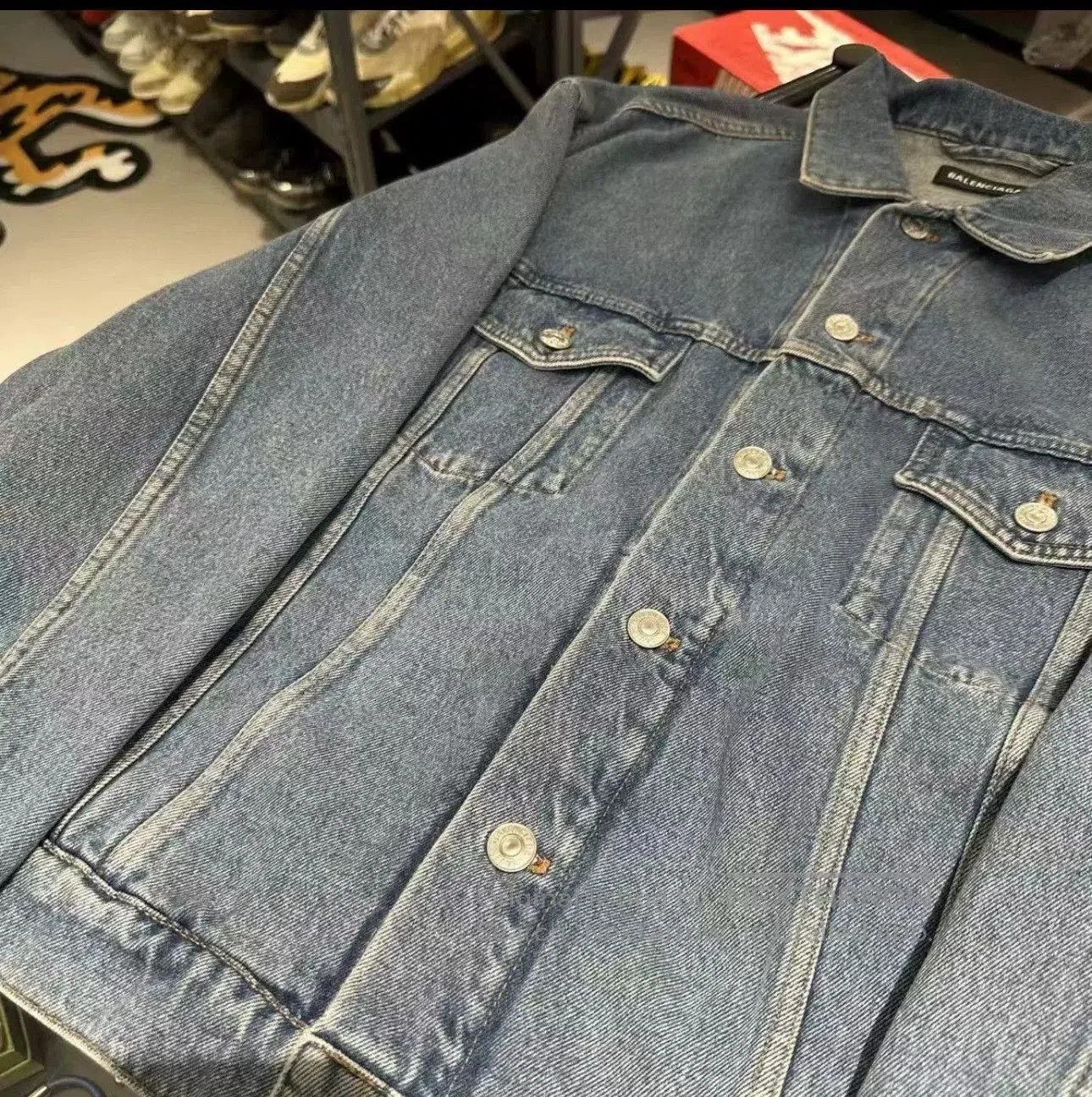 Balenciaga Balenciaga Classic Washed Denim Jacket. Size US S / EU 44-46 / 1 - 4 Thumbnail