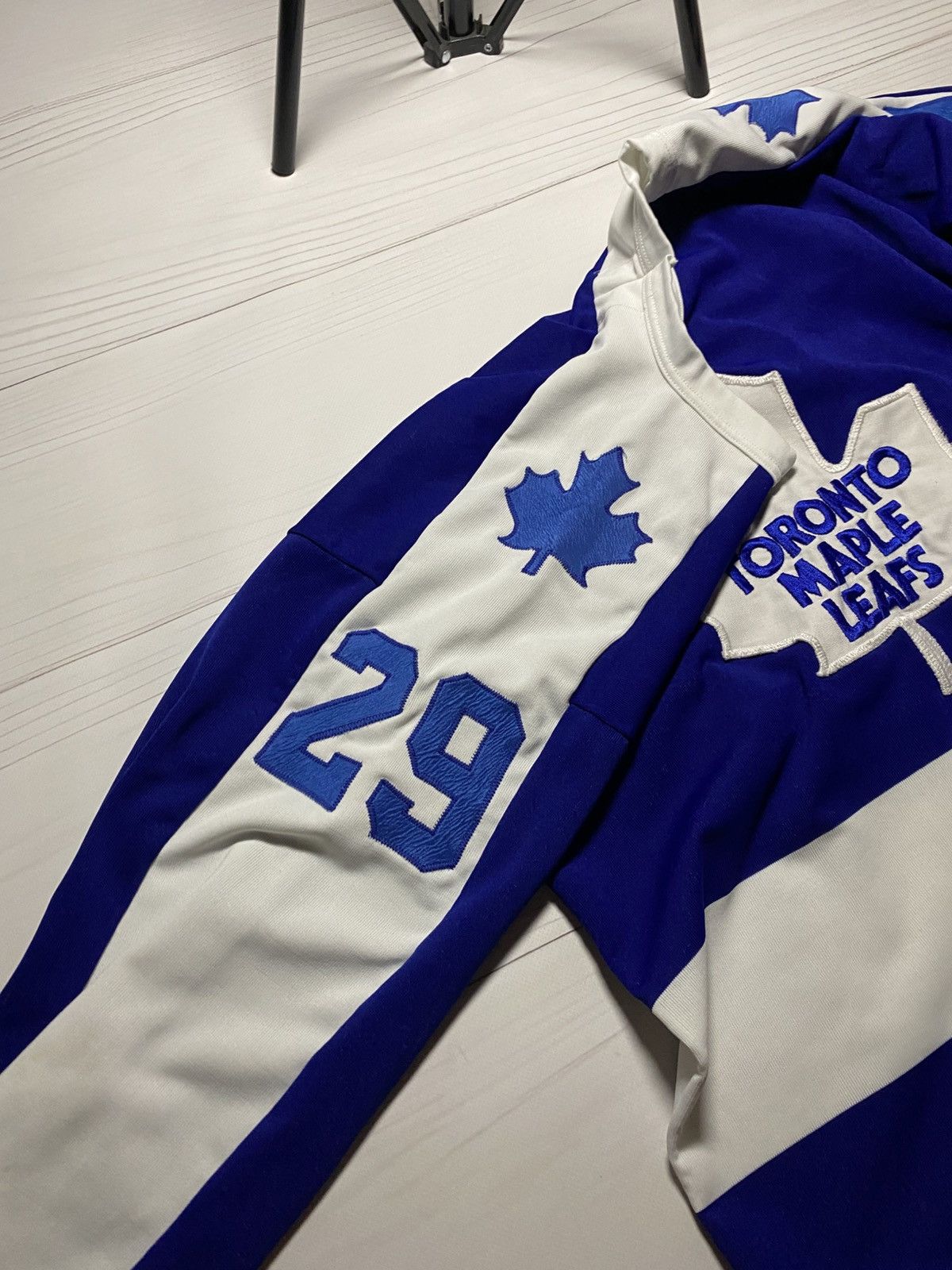 Vintage Very Rare 70-80’s Vintage Toronto Maple Leafs #29 jersey Size US M / EU 48-50 / 2 - 16 Thumbnail