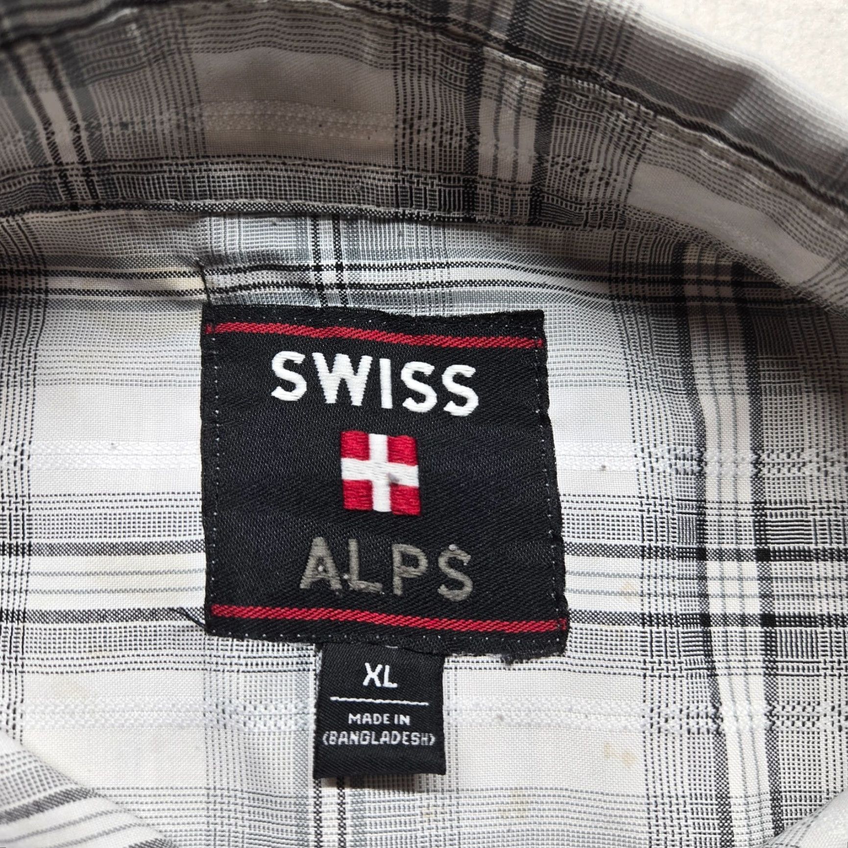 Vintage Swiss Alps Shirt Button-Up Adult Men XL Gray Short Sleeve 100% Polyester Plaid Button Closure Collared Pocketed Casual Travel Outdoor Vintage: No Size US XL / EU 56 / 4 - 3 Thumbnail