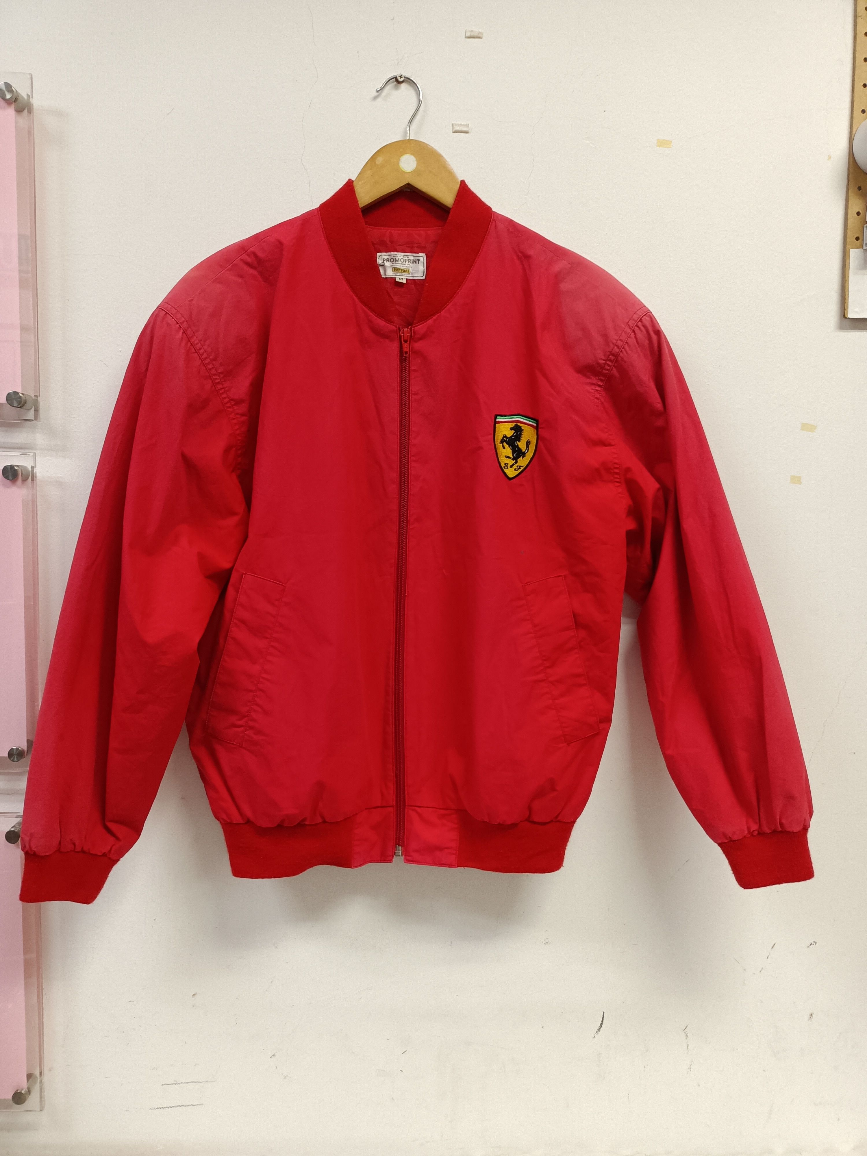 Ferrari vintage bomber jacket Ferrari embroidered (faded & stain) Size US M / EU 48-50 / 2 - 1 Thumbnail