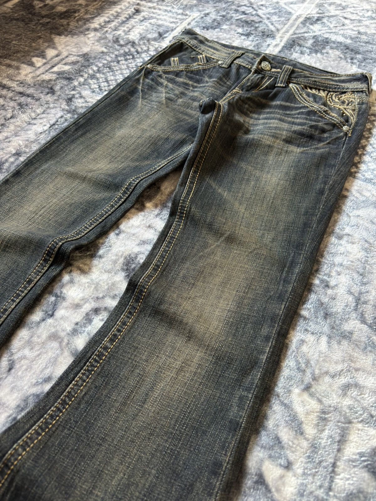 Tornado Mart Cecil McBee Mud Wash Studded Tribal Flare Jeans Size US 27 - 6 Thumbnail