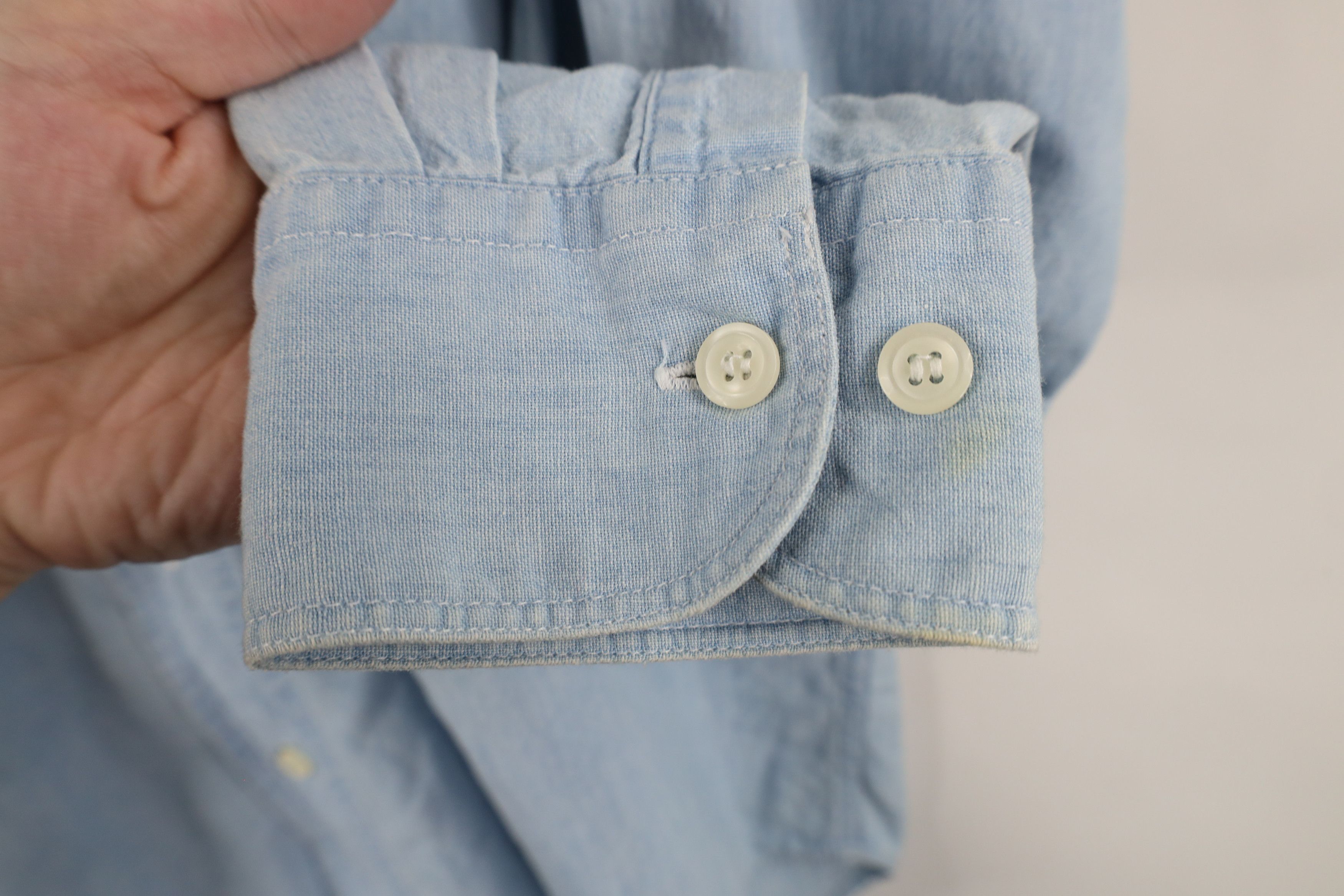 Gap × Vintage Vintage 90s Gap Denim Jean Collared Button Down Shirt Size US M / EU 48-50 / 2 - 6 Thumbnail