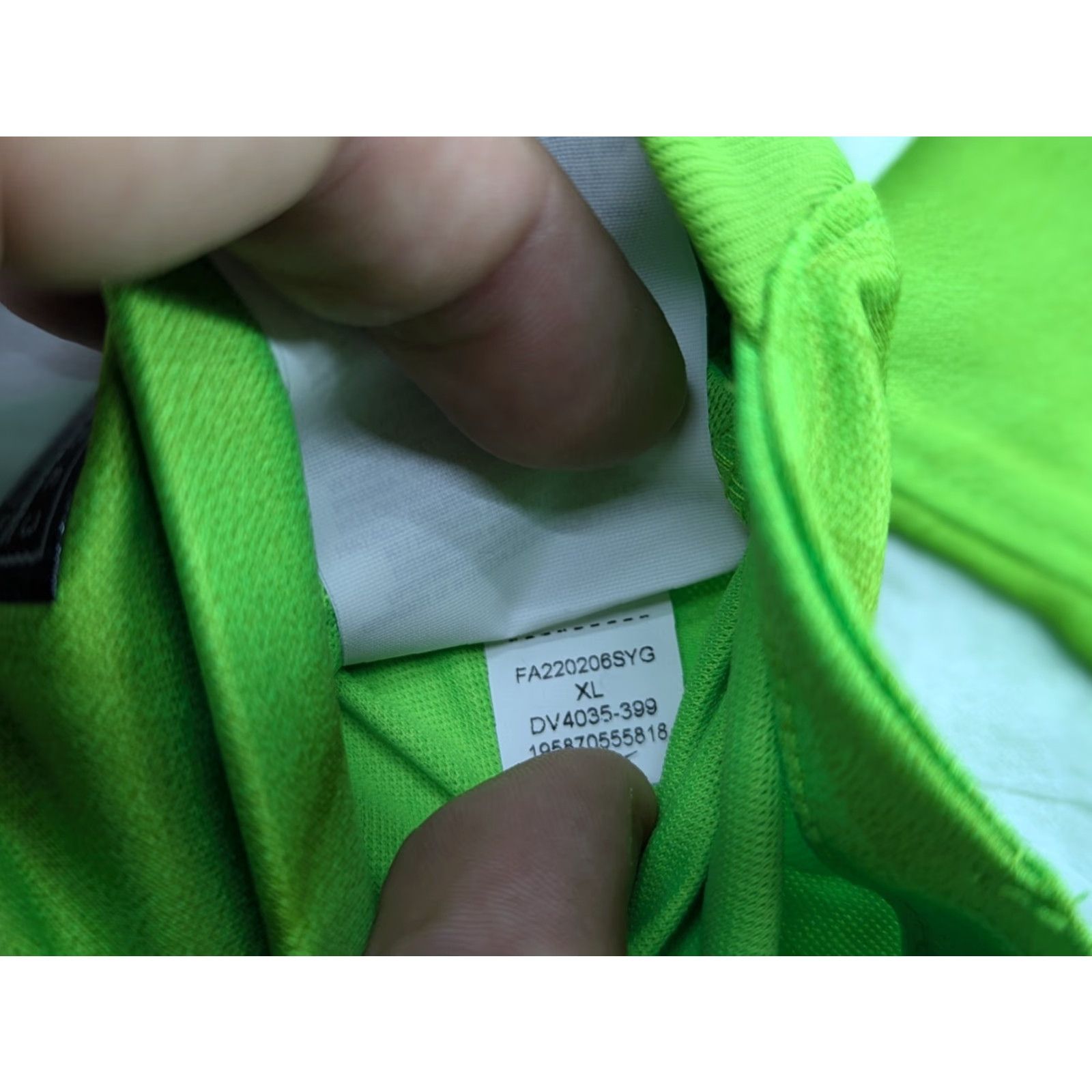 Nike Nike PSG 2022-2023 Goalkeeper Jersey Mens XL Football Green Size US XL / EU 56 / 4 - 5 Thumbnail