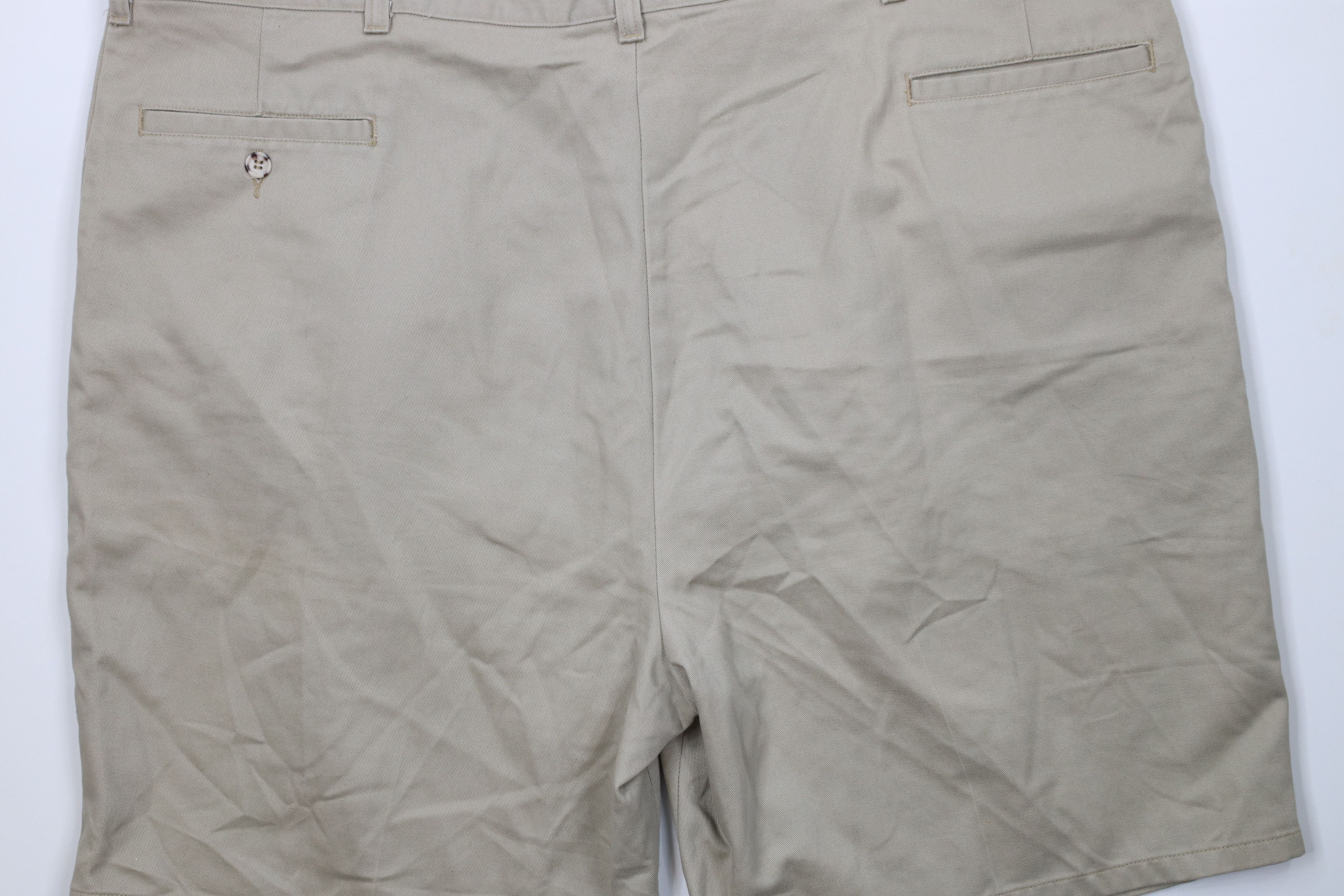 Vintage Vintage 90s Streetwear Pleated Chino Shorts Beige Cotton Size US 44 / EU 60 - 9 Thumbnail