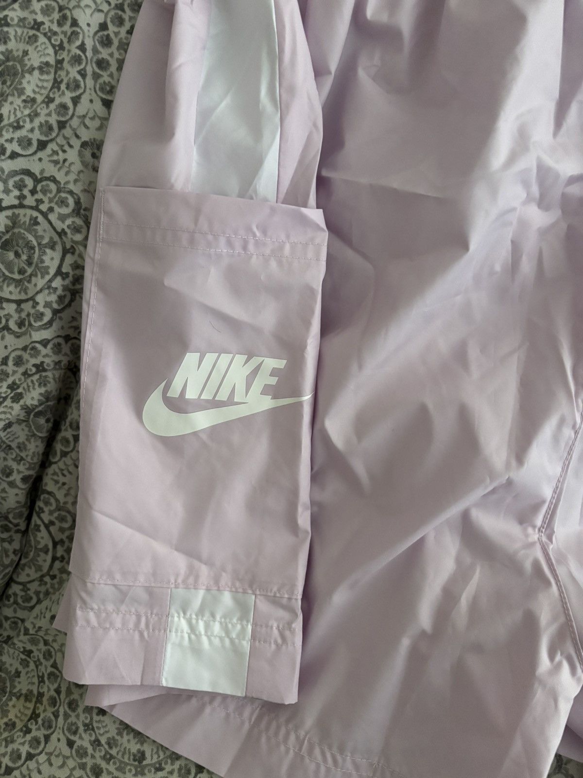 Nike Nike pink and white shorts Size 32" / US 10 / IT 46 - 4 Thumbnail