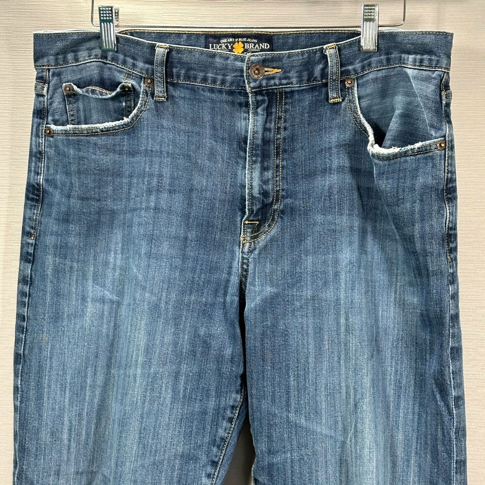 Lucky Brand Lucky Brand Jeans Mens 36 Classic Straight Medium Wash Cotton Hole in Knee 429 Size US 36 / EU 52 - 2 Thumbnail