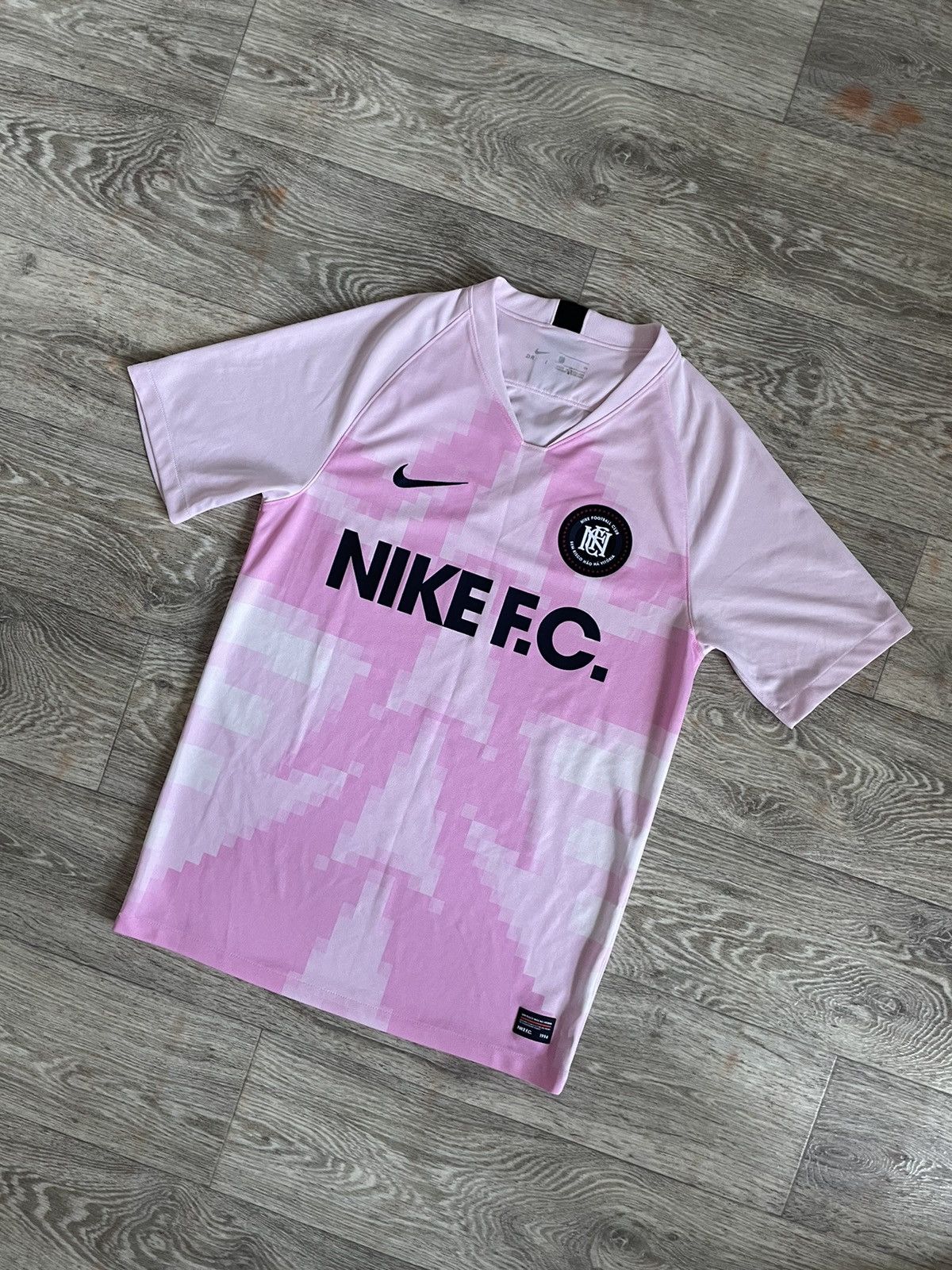 Vintage Nike F.C. Pink Jersey Football Shirt Soccer Jersey Size US S / EU 44-46 / 1 - 1 Thumbnail